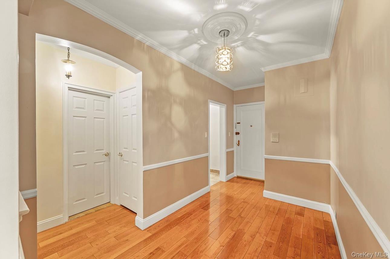 Condo 77th Queens, NY 11370, MLS-925852-3