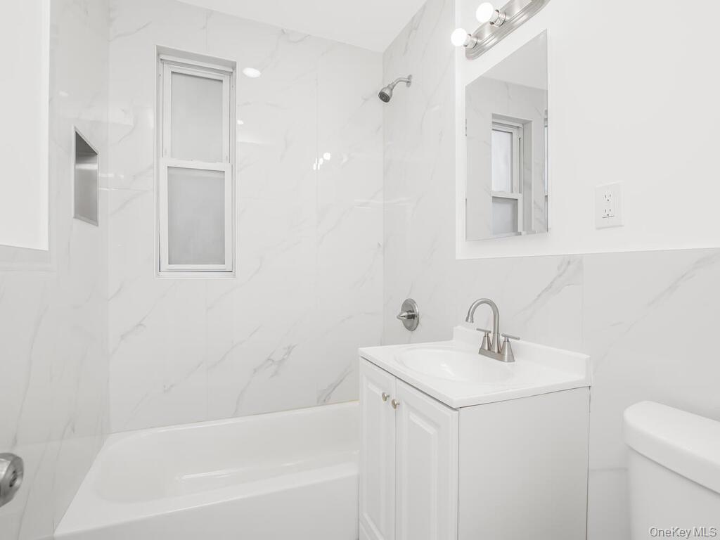 Single Family 189th Queens, NY 11423, MLS-925853-28