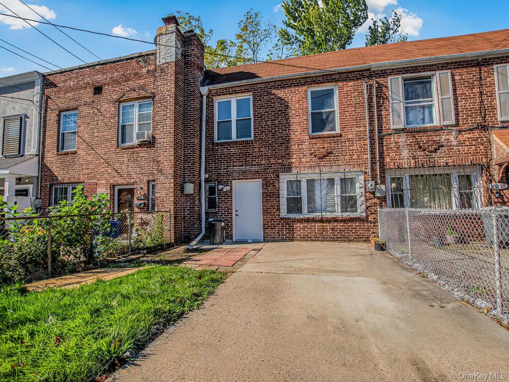 Single Family 189th  Queens, NY 11423, MLS-925853-37