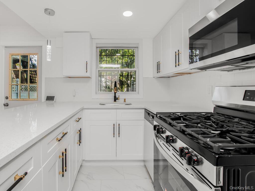 Single Family 189th Queens, NY 11423, MLS-925853-5