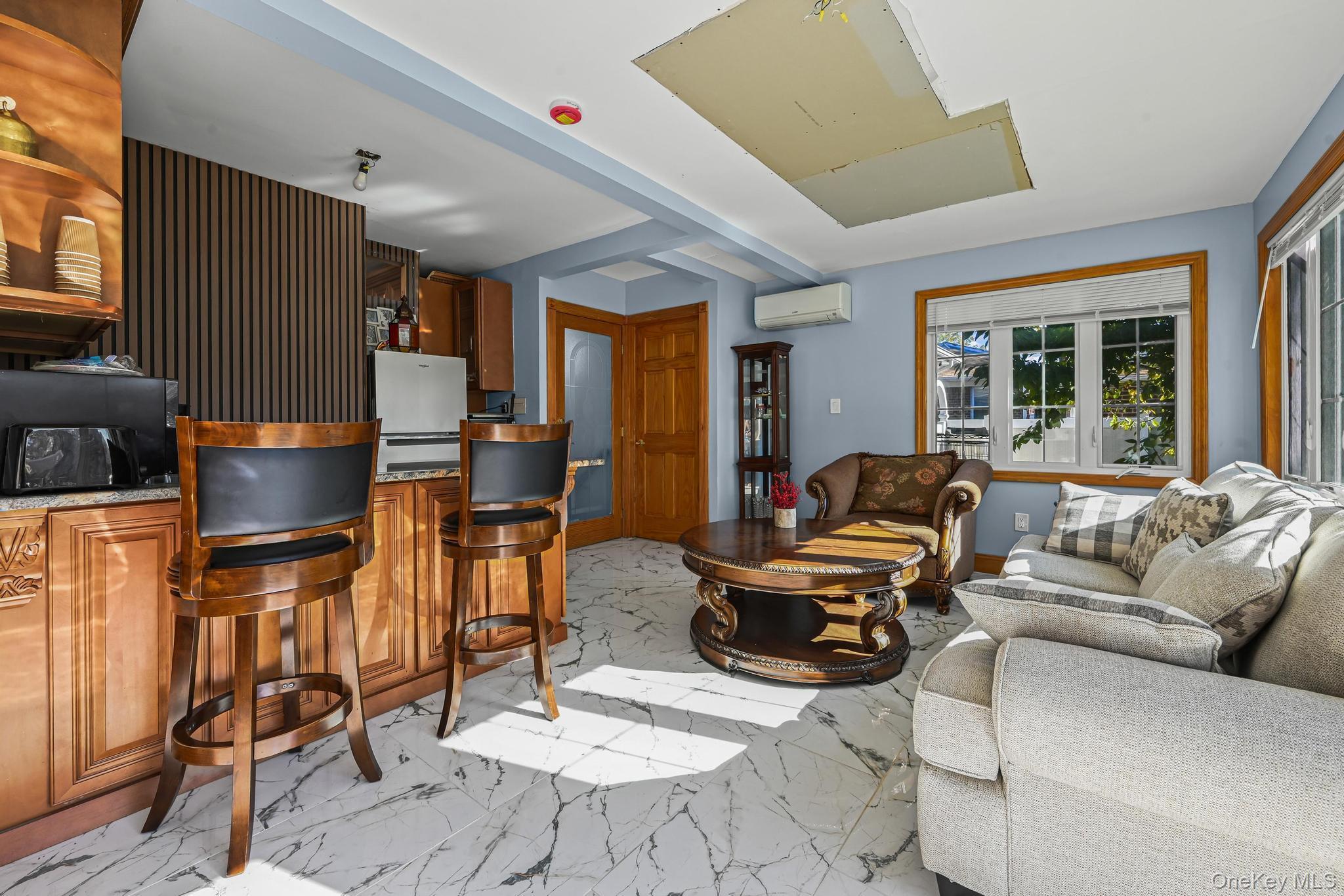 Single Family Ashely  Nassau County, NY 11580, MLS-925881-11