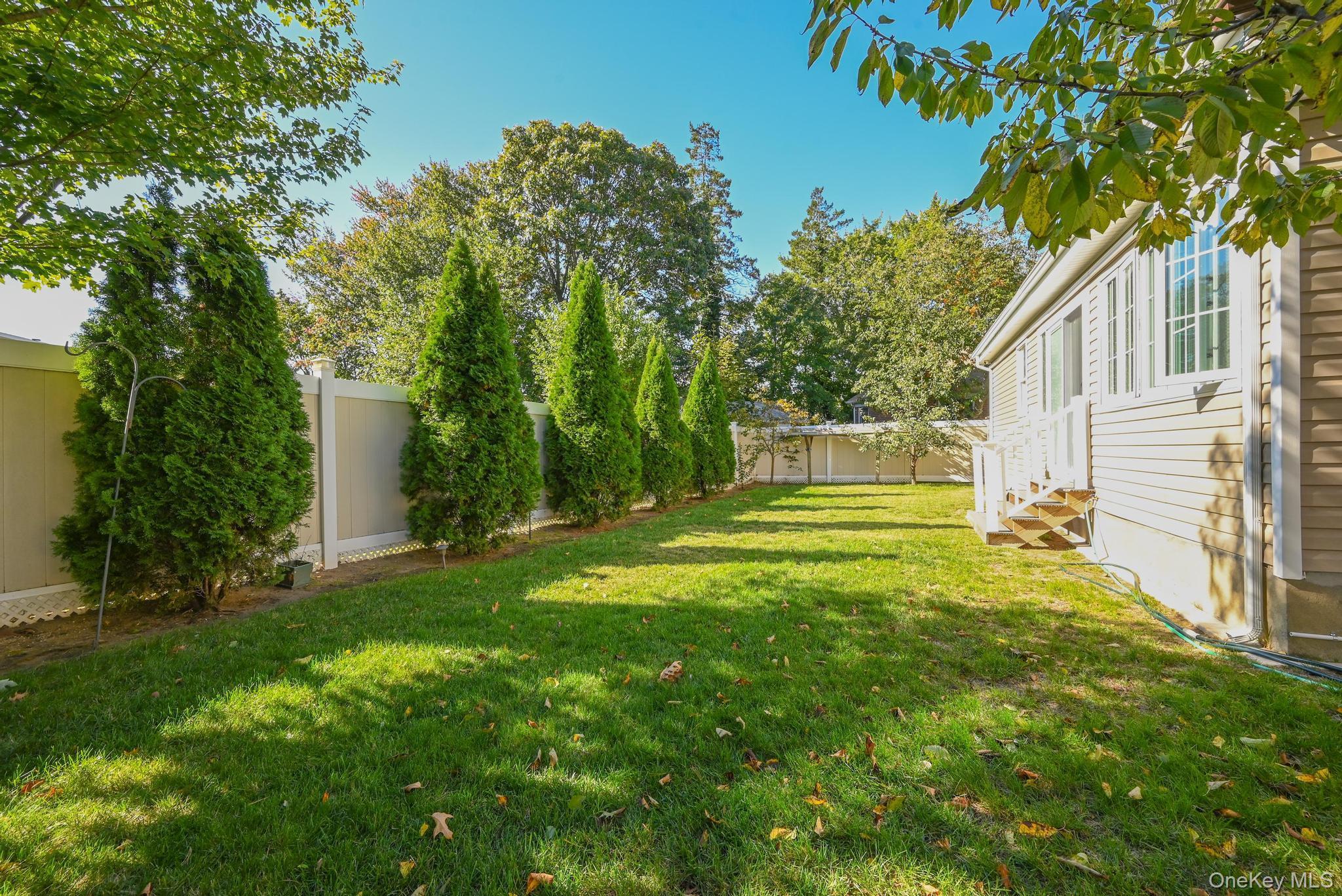 Single Family Ashely  Nassau County, NY 11580, MLS-925881-6