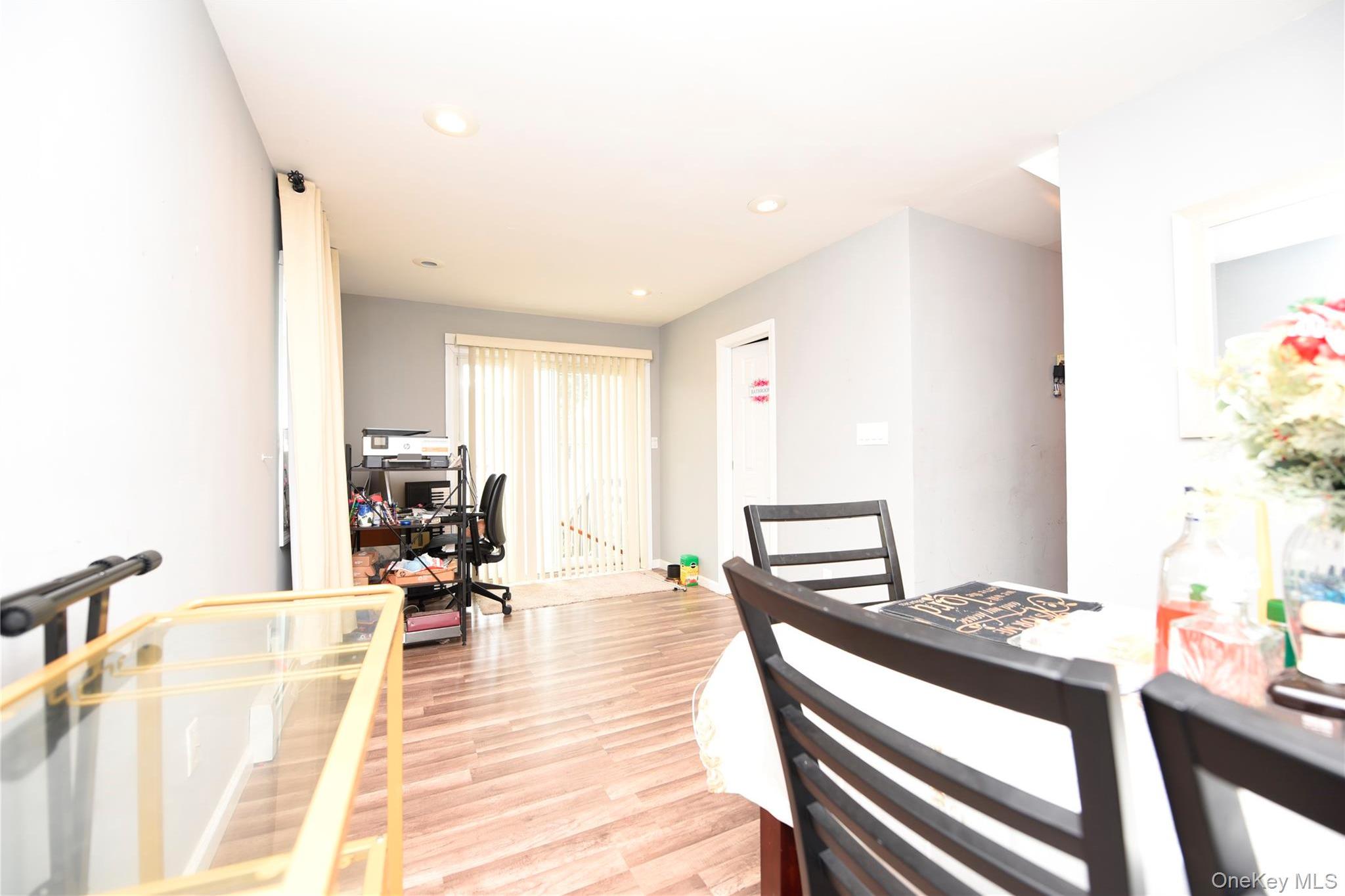 Single Family Pennwood  Suffolk County, NY 11951, MLS-925894-9