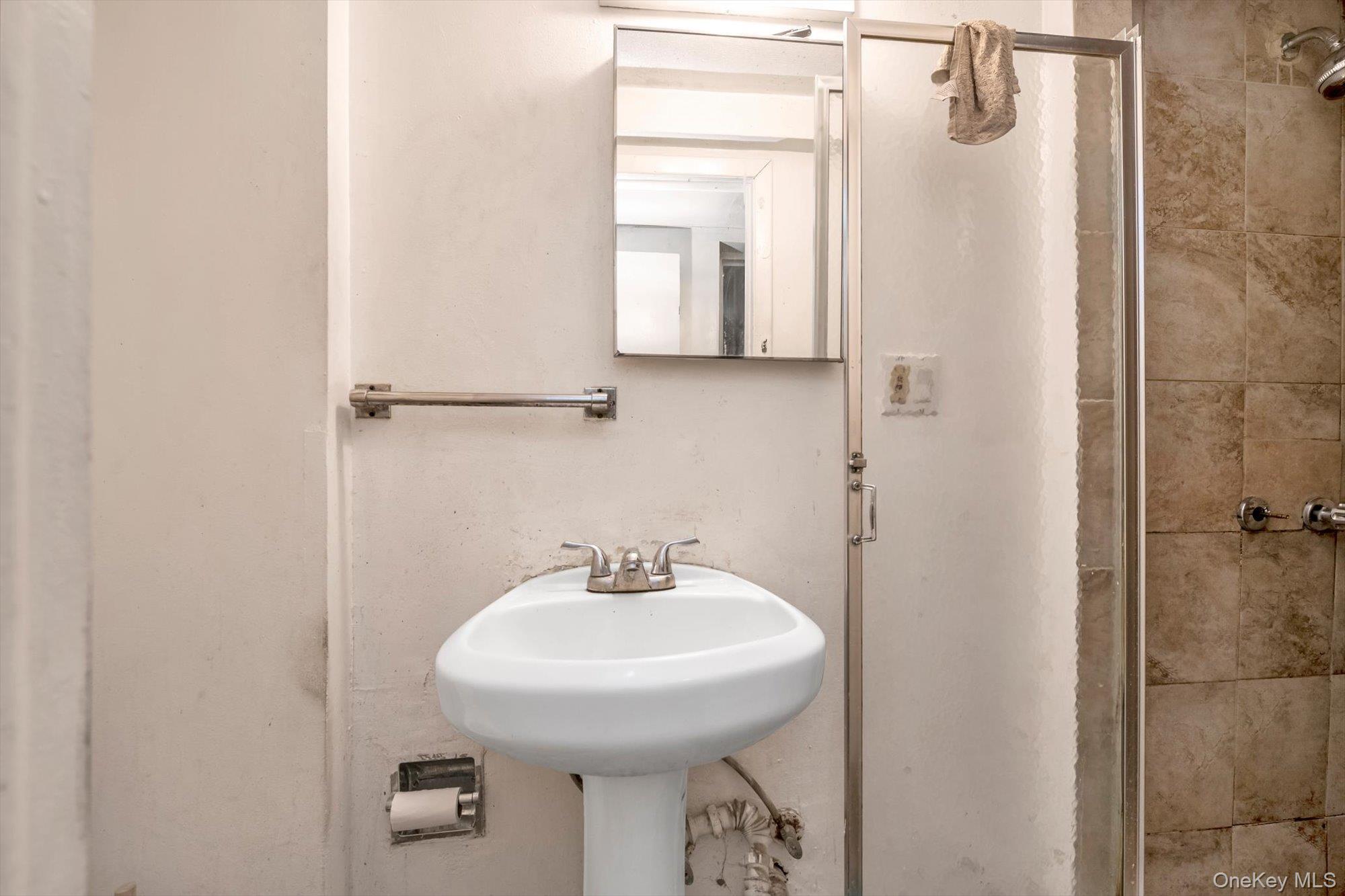 Single Family 54th  Brooklyn, NY 11234, MLS-925907-13