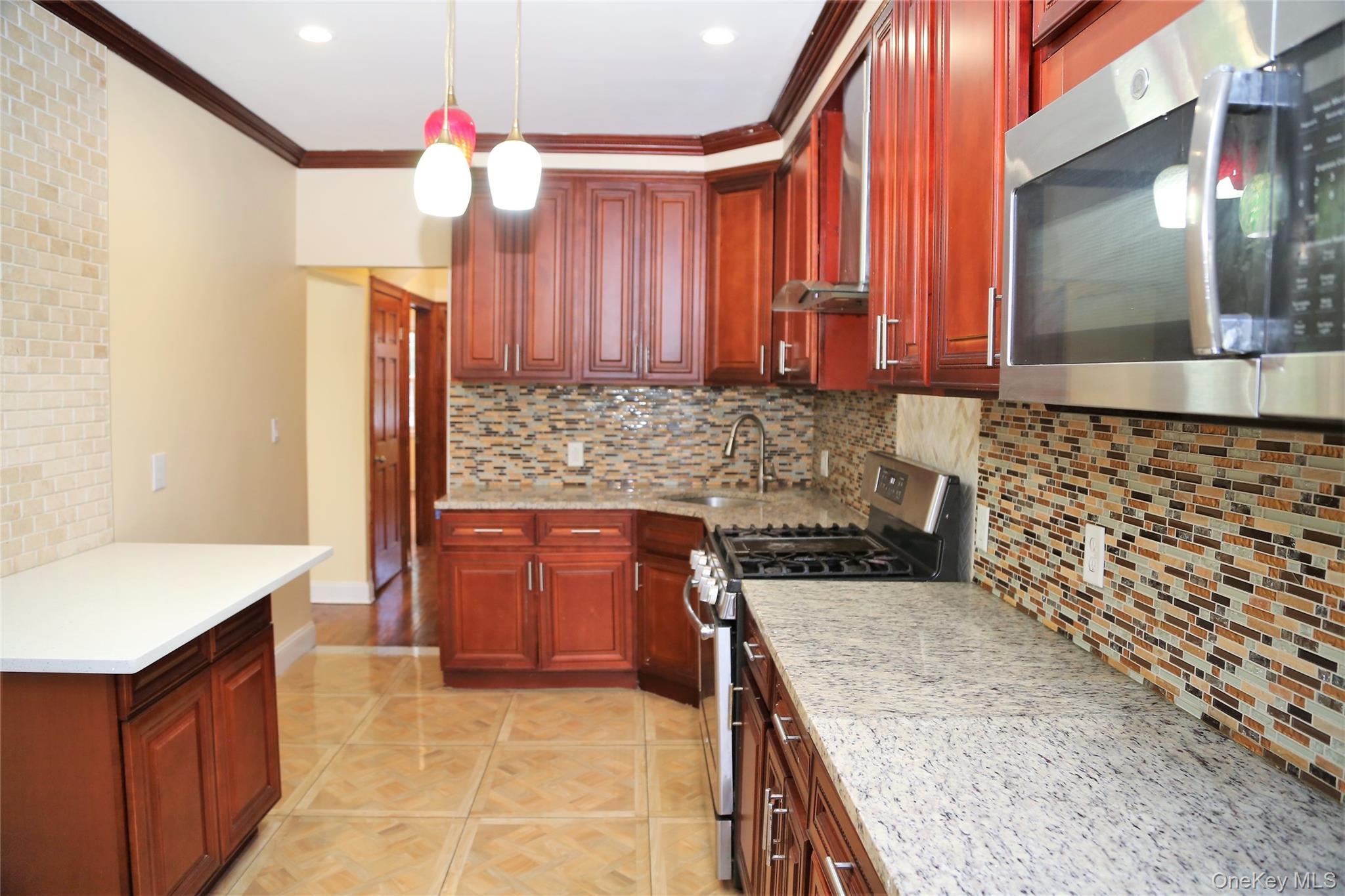 Single Family 159th Queens, NY 11434, MLS-925918-23