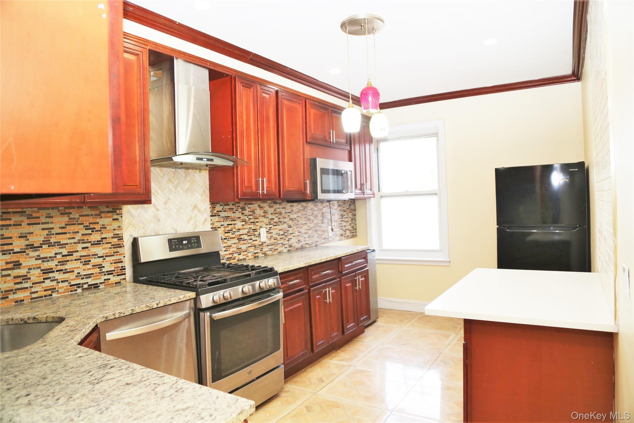 Single Family 159th Queens, NY 11434, MLS-925918-24