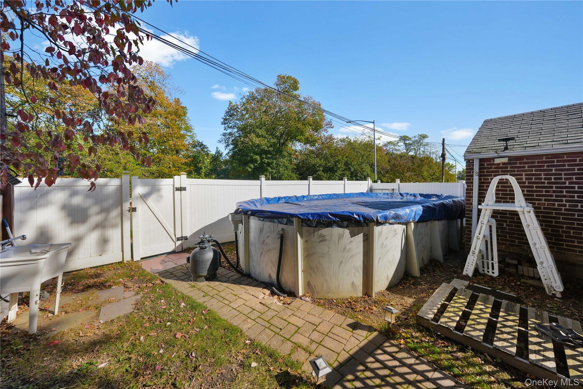 Single Family 15  Queens, NY 11357, MLS-925924-15