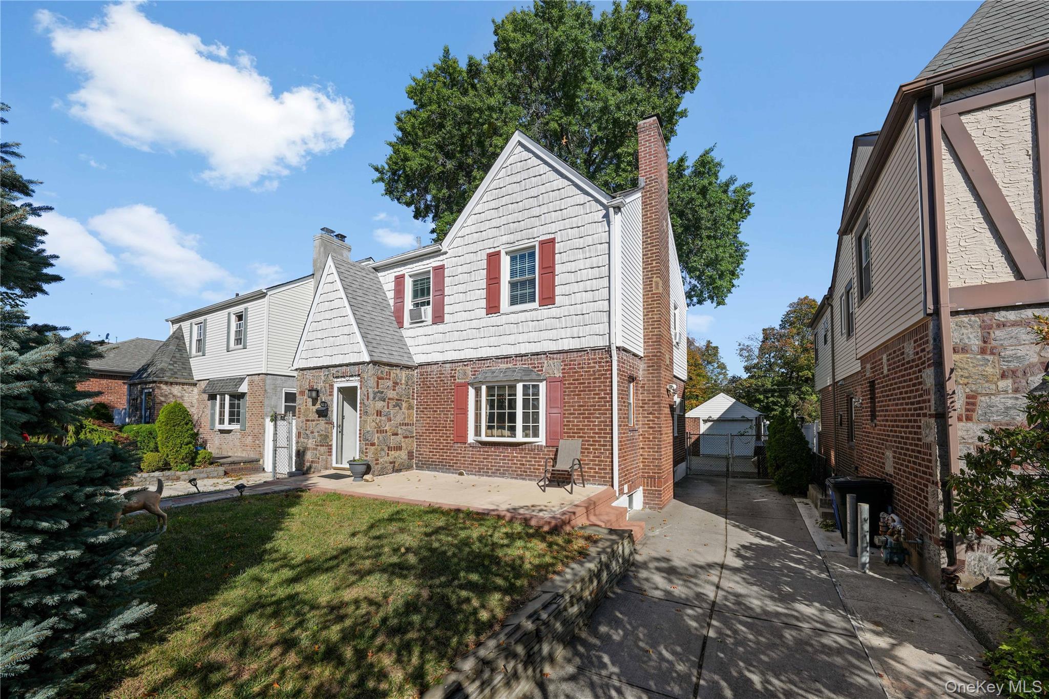 Single Family 15  Queens, NY 11357, MLS-925924-17