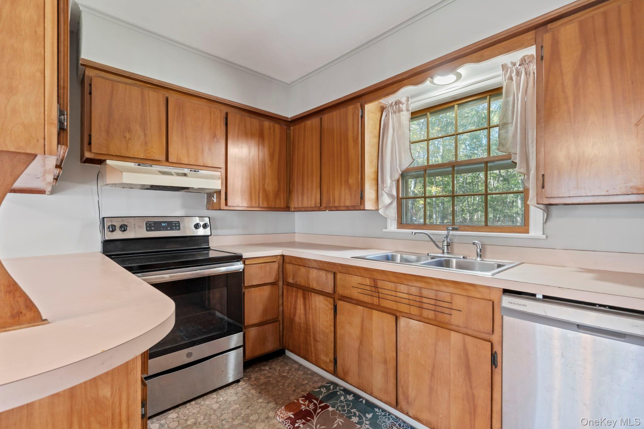 Single Family Patchogue Yaphank Suffolk County, NY 11980, MLS-925944-9