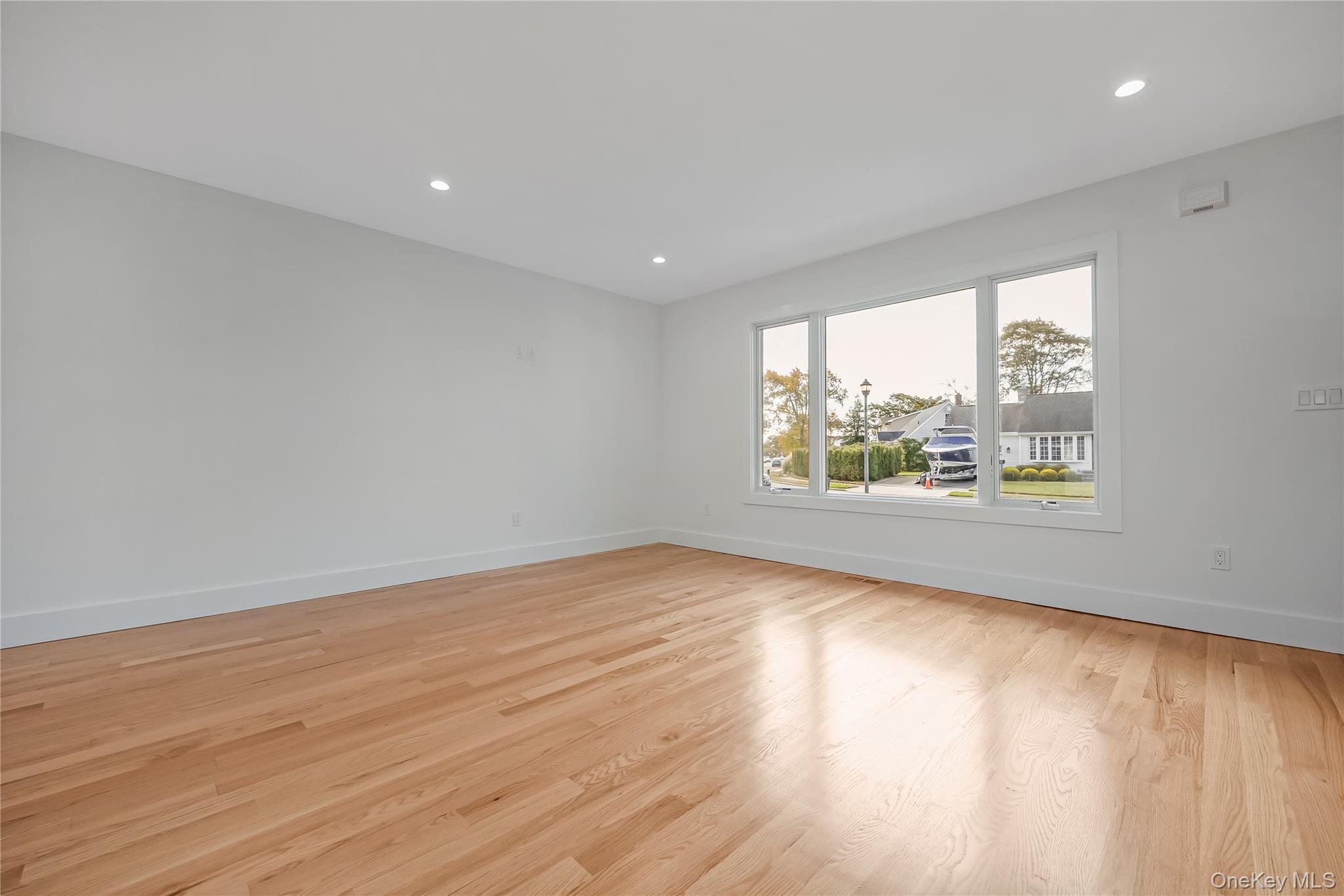 Single Family Douglas  Nassau County, NY 11793, MLS-925951-10