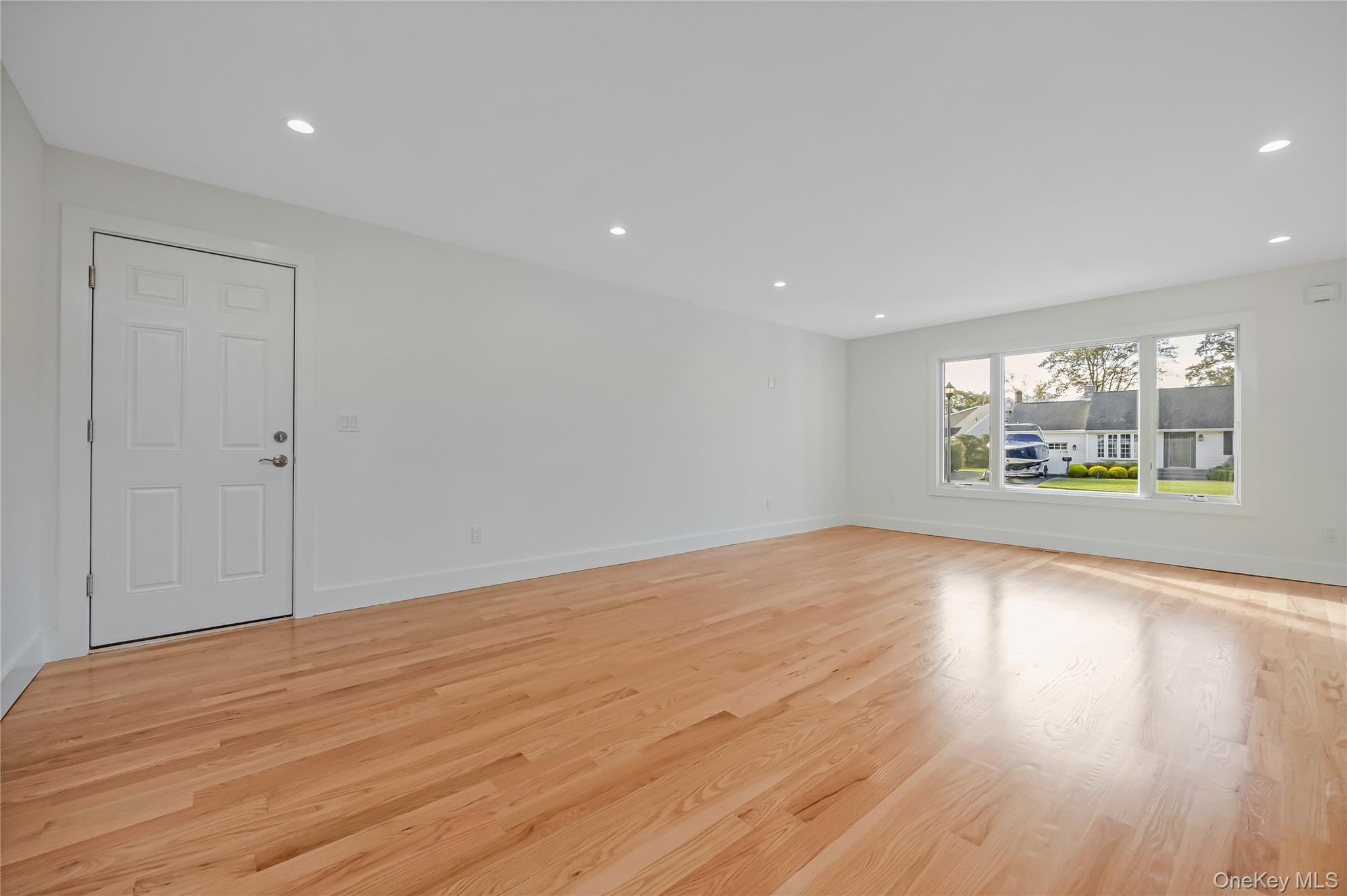 Single Family Douglas  Nassau County, NY 11793, MLS-925951-14