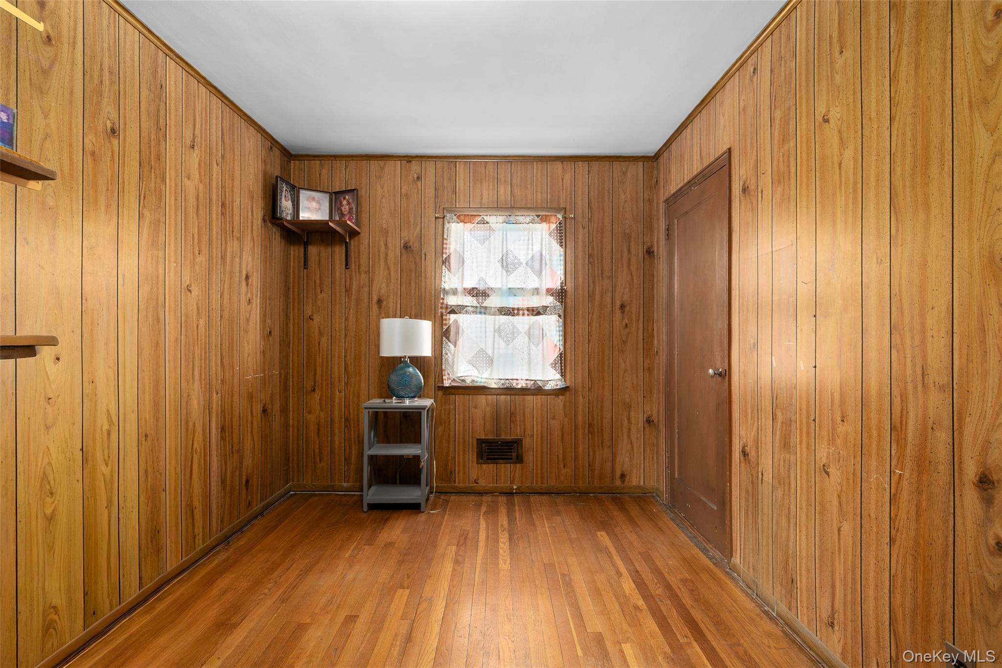 Single Family Oceanside  Nassau County, NY 11572, MLS-925954-10