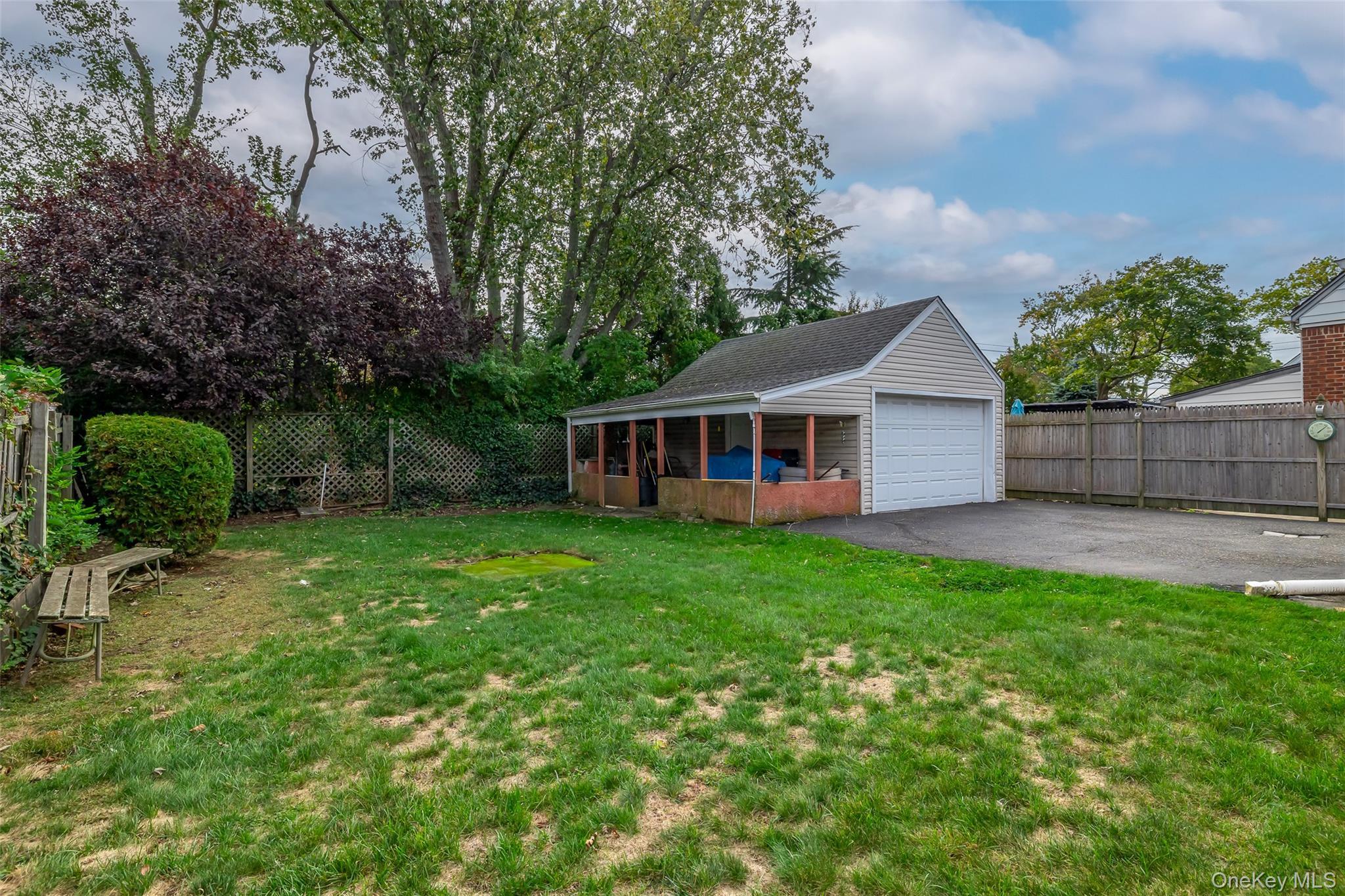 Single Family Oceanside  Nassau County, NY 11572, MLS-925954-23