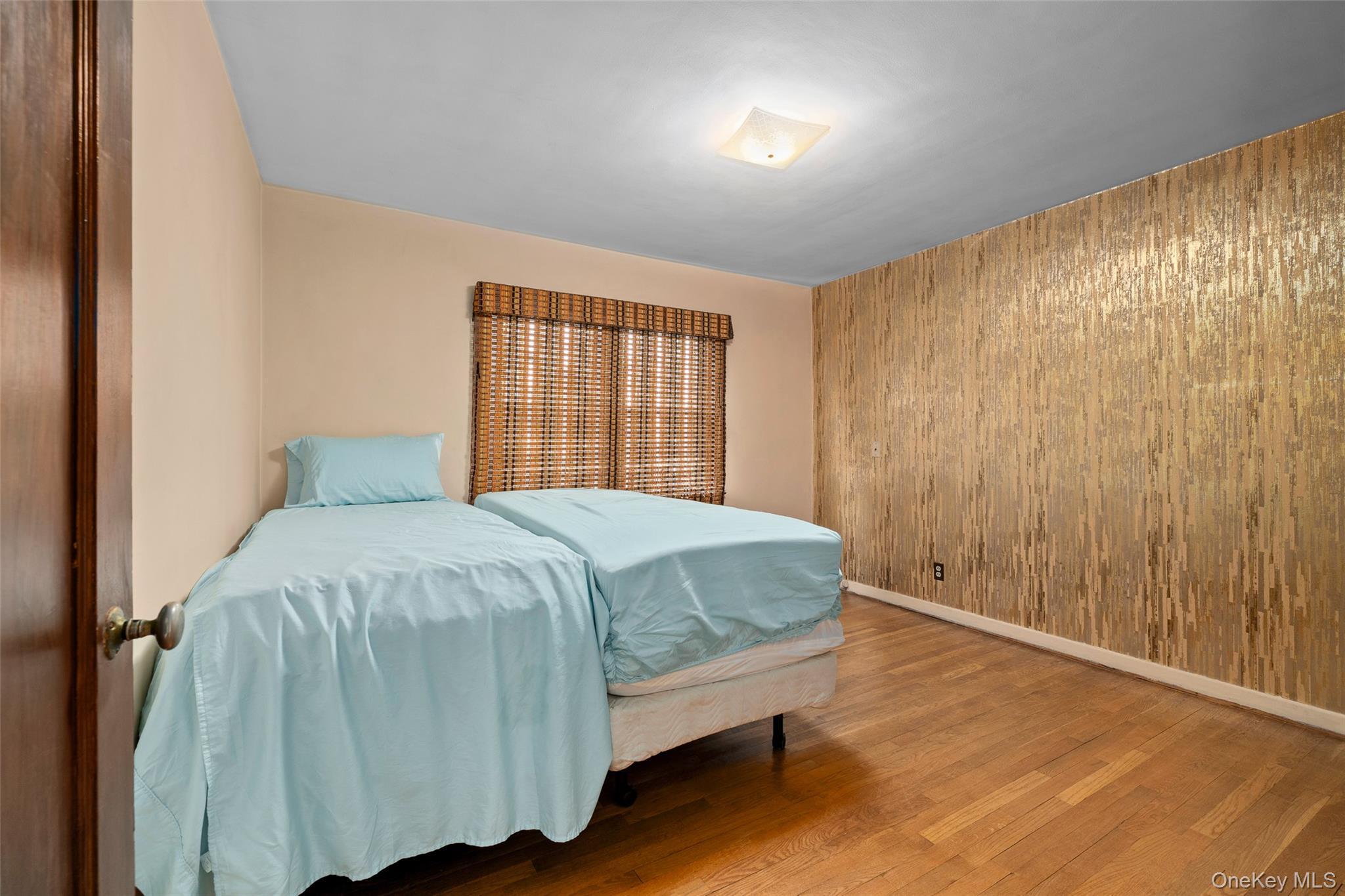 Single Family Oceanside  Nassau County, NY 11572, MLS-925954-6