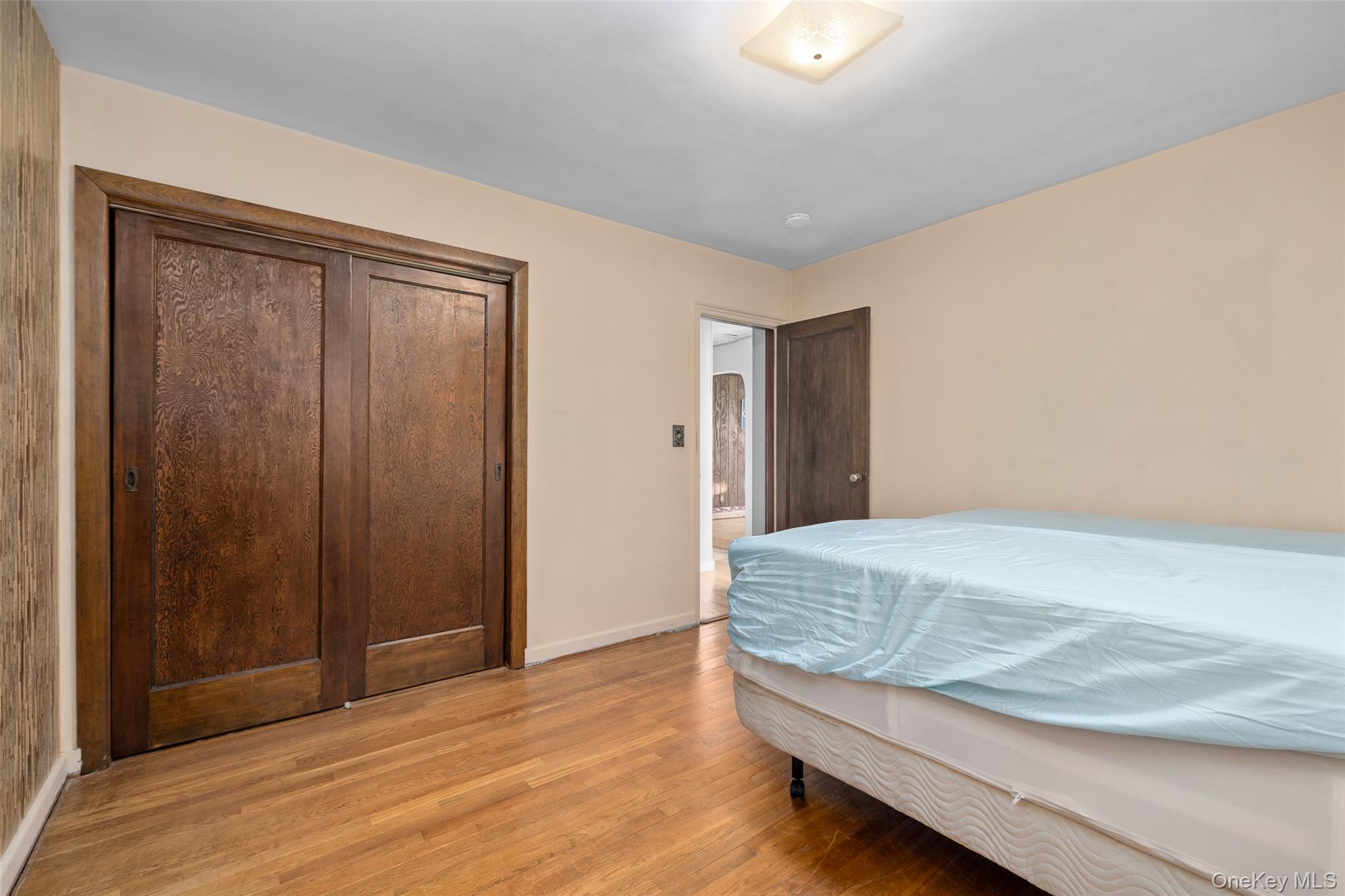 Single Family Oceanside  Nassau County, NY 11572, MLS-925954-8