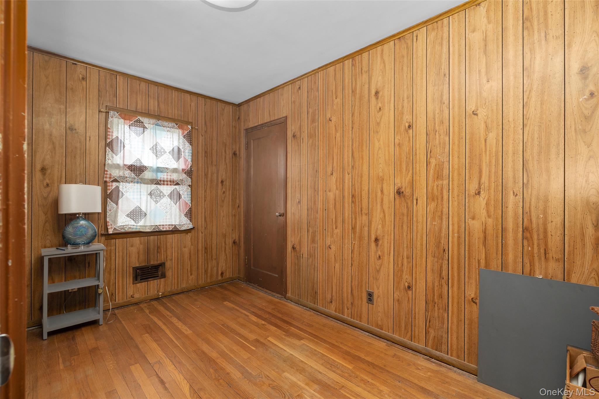 Single Family Oceanside  Nassau County, NY 11572, MLS-925954-9