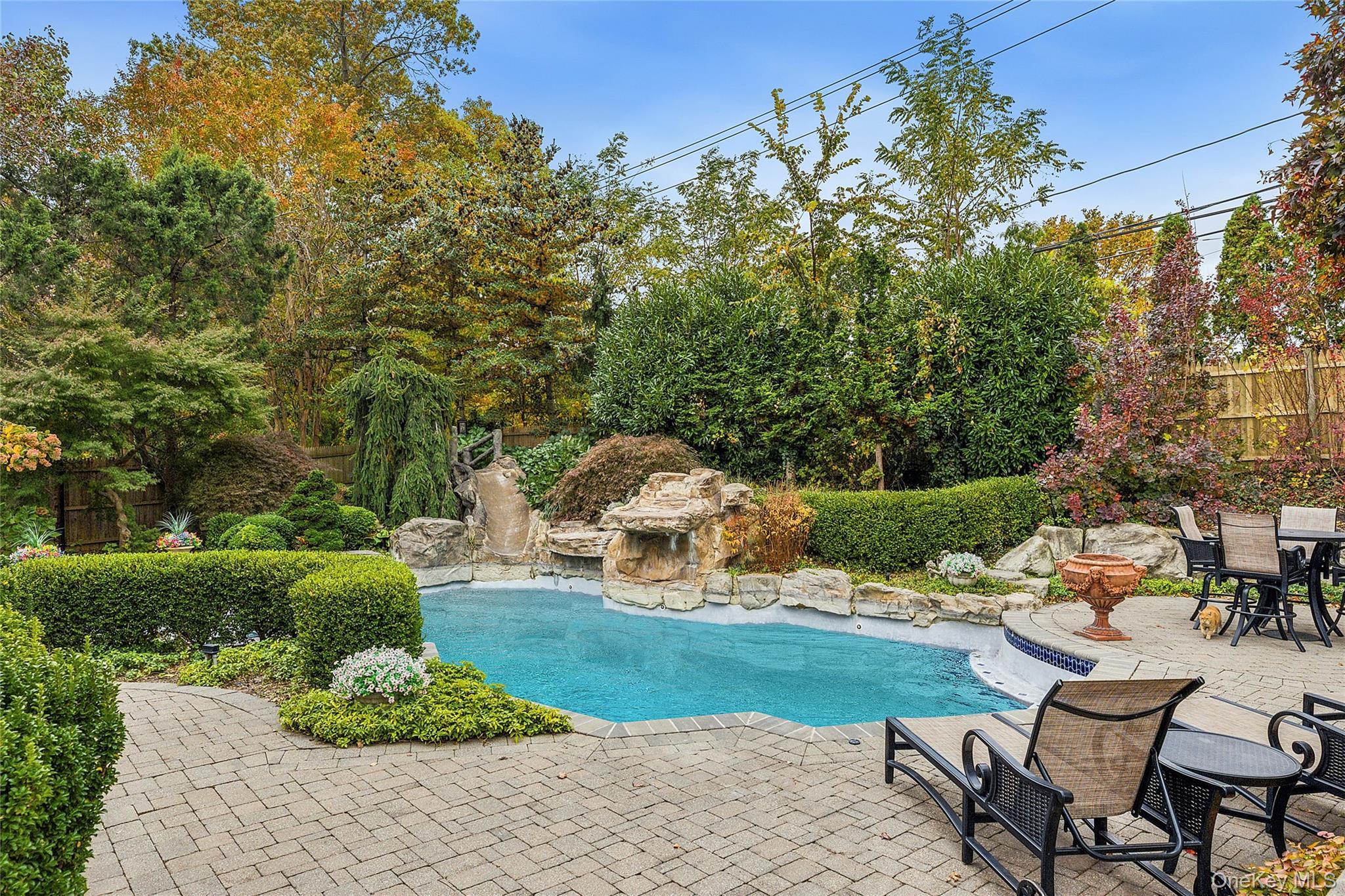 Single Family Schoolhouse Nassau County, NY 11771, MLS-925956-28