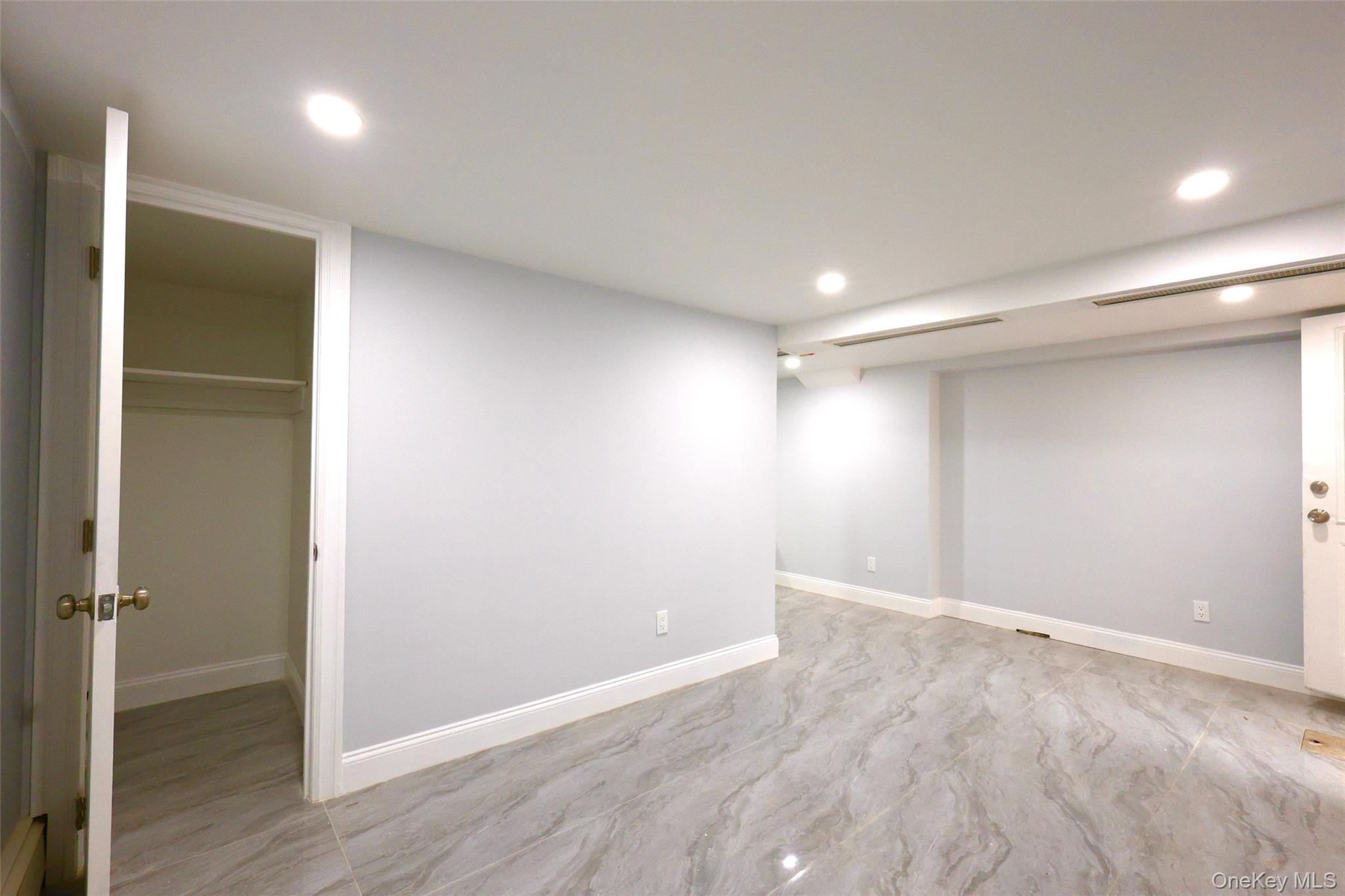 Single Family 17th  Queens, NY 11357, MLS-925964-16