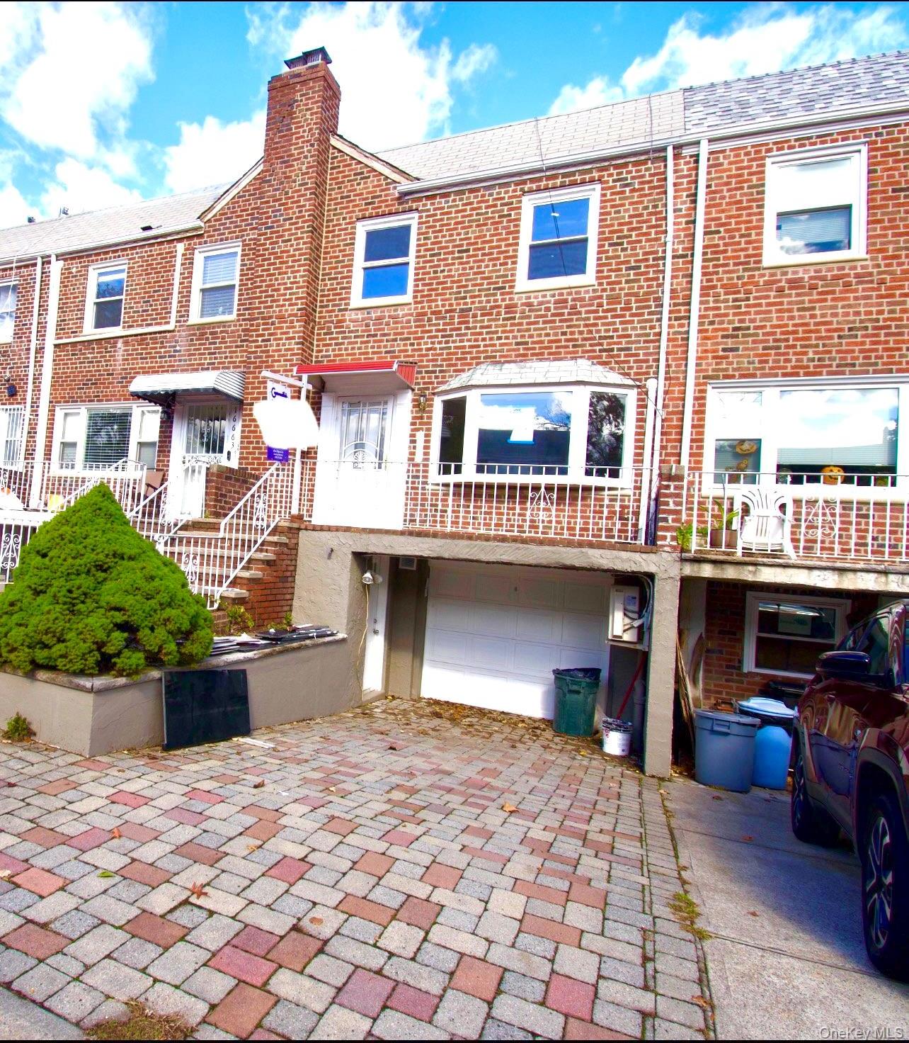 Single Family 17th  Queens, NY 11357, MLS-925964-2