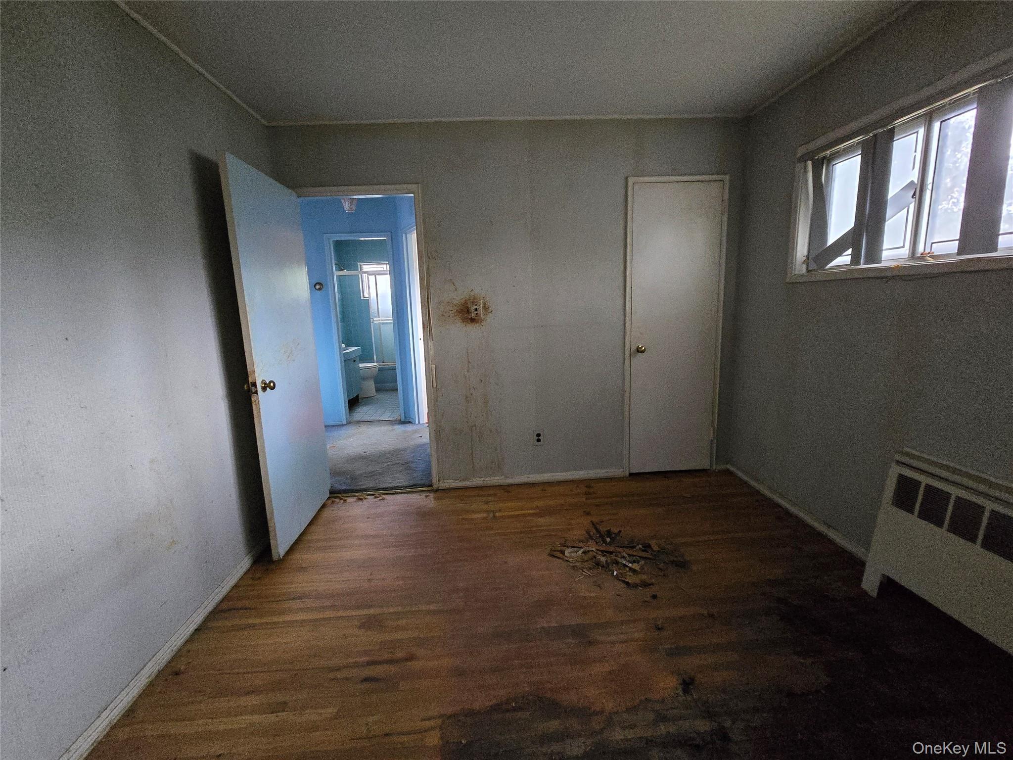 Single Family Mark  Nassau County, NY 11554, MLS-925980-15