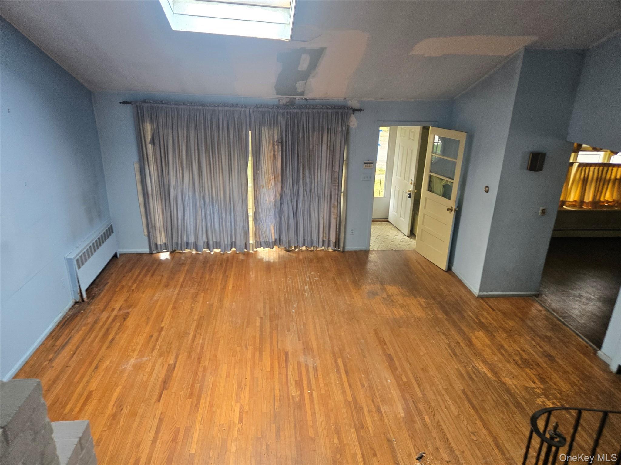 Single Family Mark  Nassau County, NY 11554, MLS-925980-37