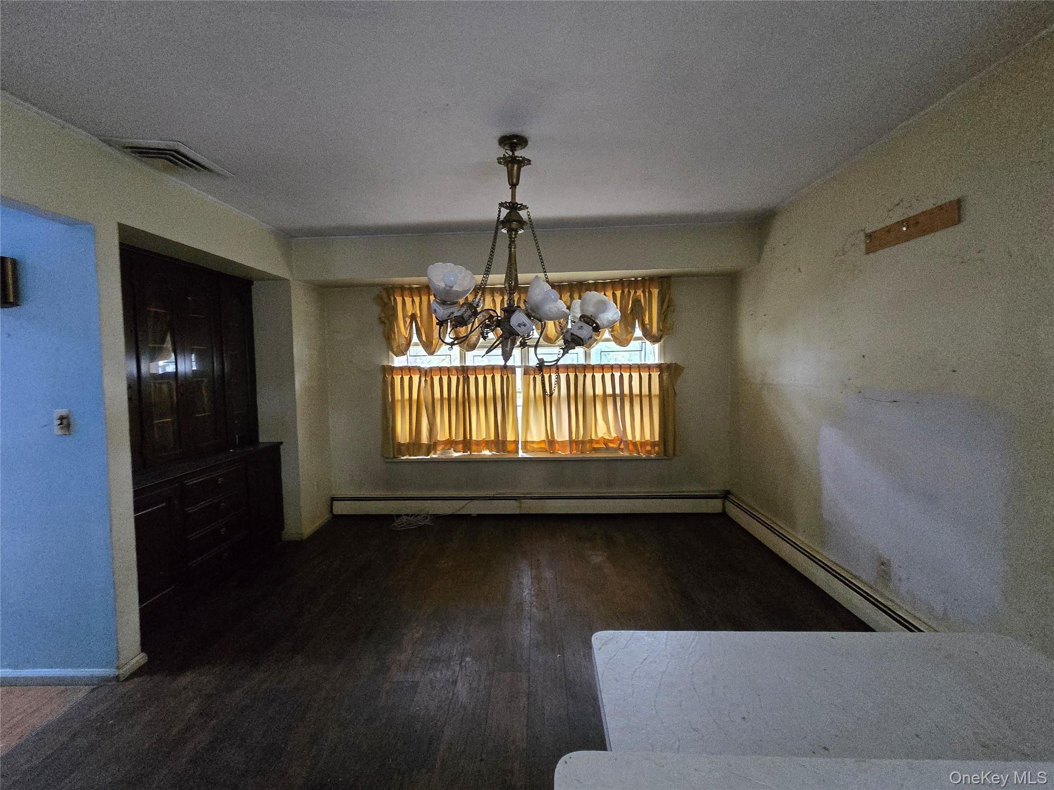 Single Family Mark  Nassau County, NY 11554, MLS-925980-9