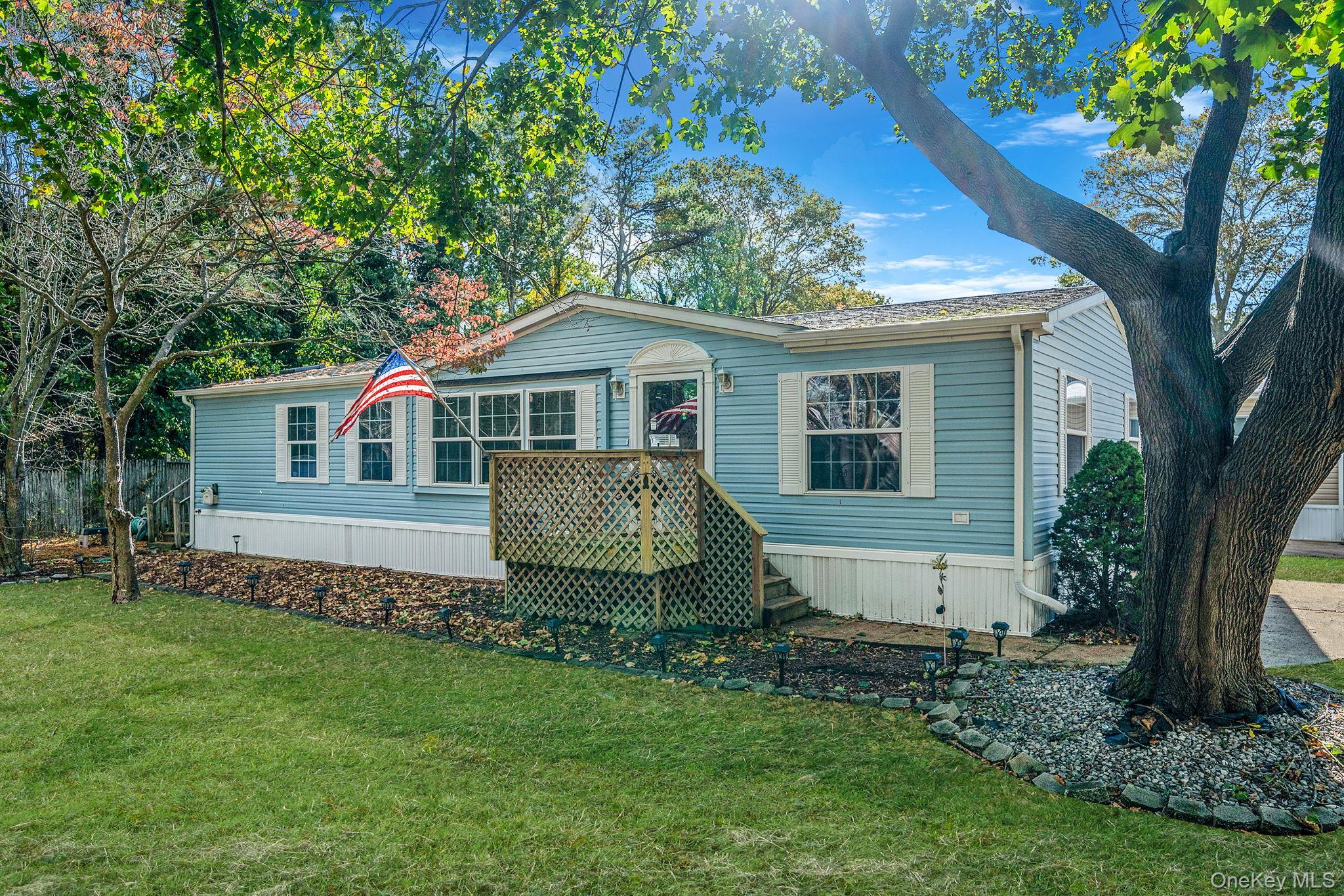 Single Family Betsy Ross  Suffolk County, NY 11716, MLS-925986-2