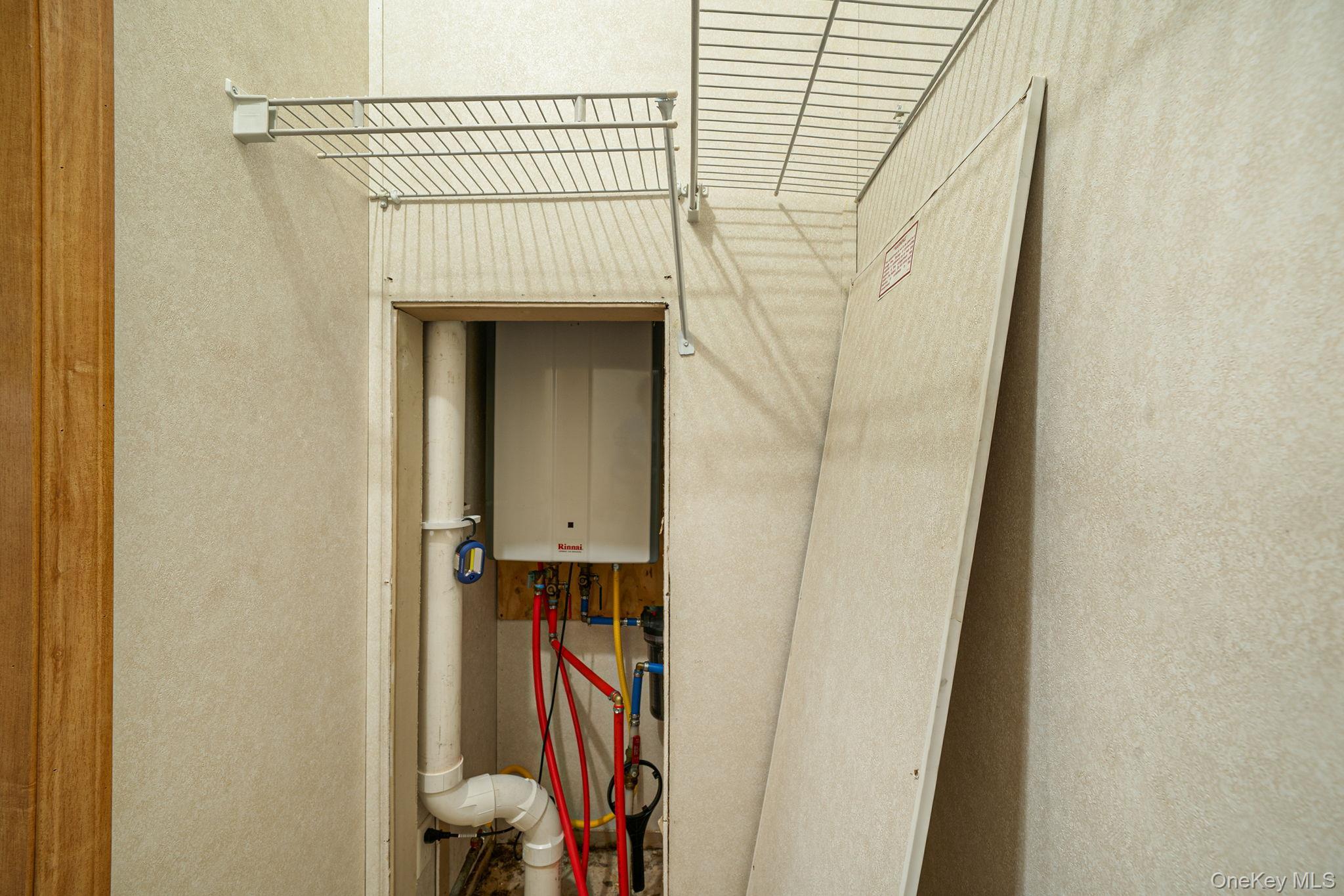 Single Family Betsy Ross  Suffolk County, NY 11716, MLS-925986-29