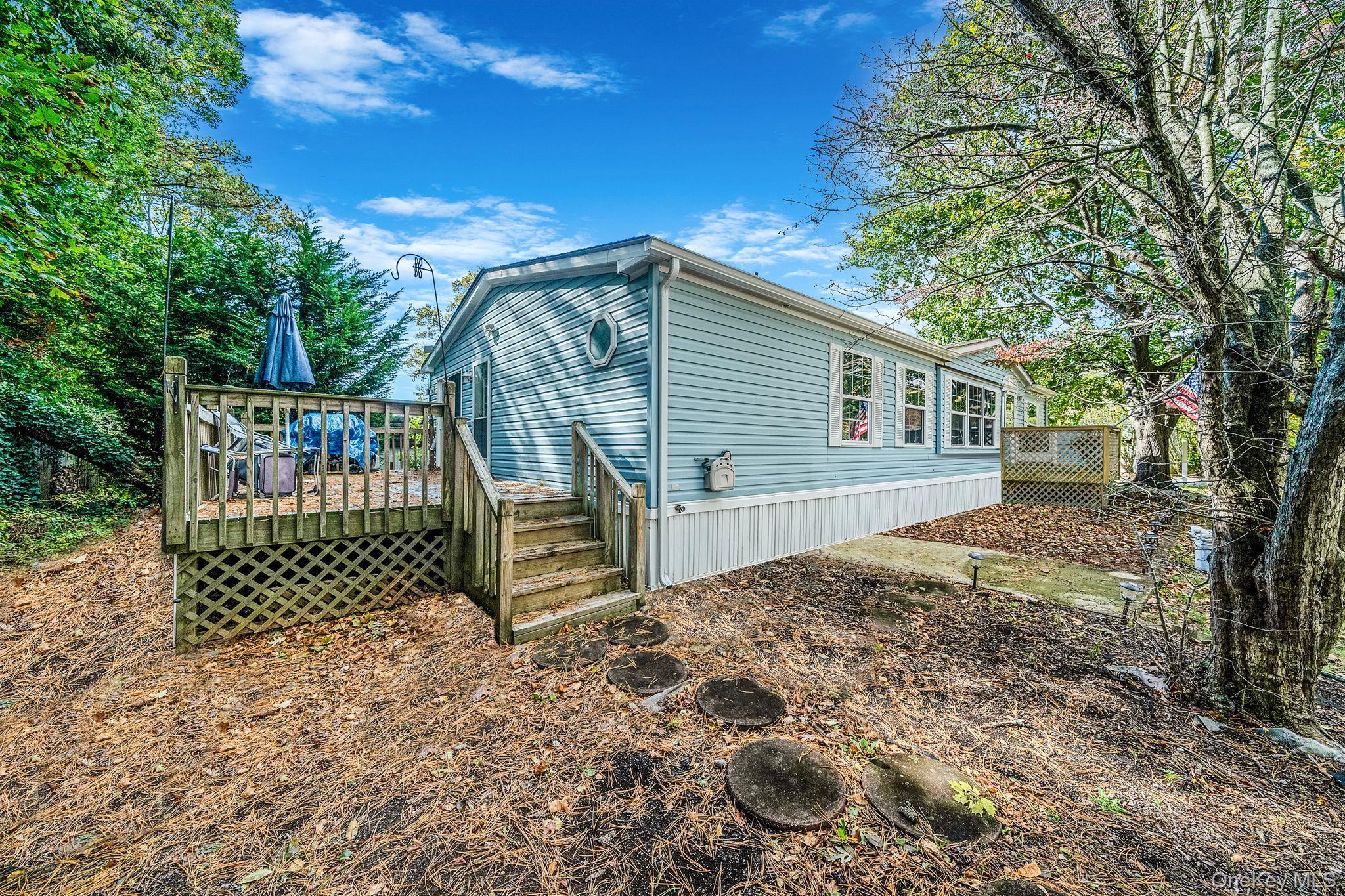 Single Family Betsy Ross  Suffolk County, NY 11716, MLS-925986-8