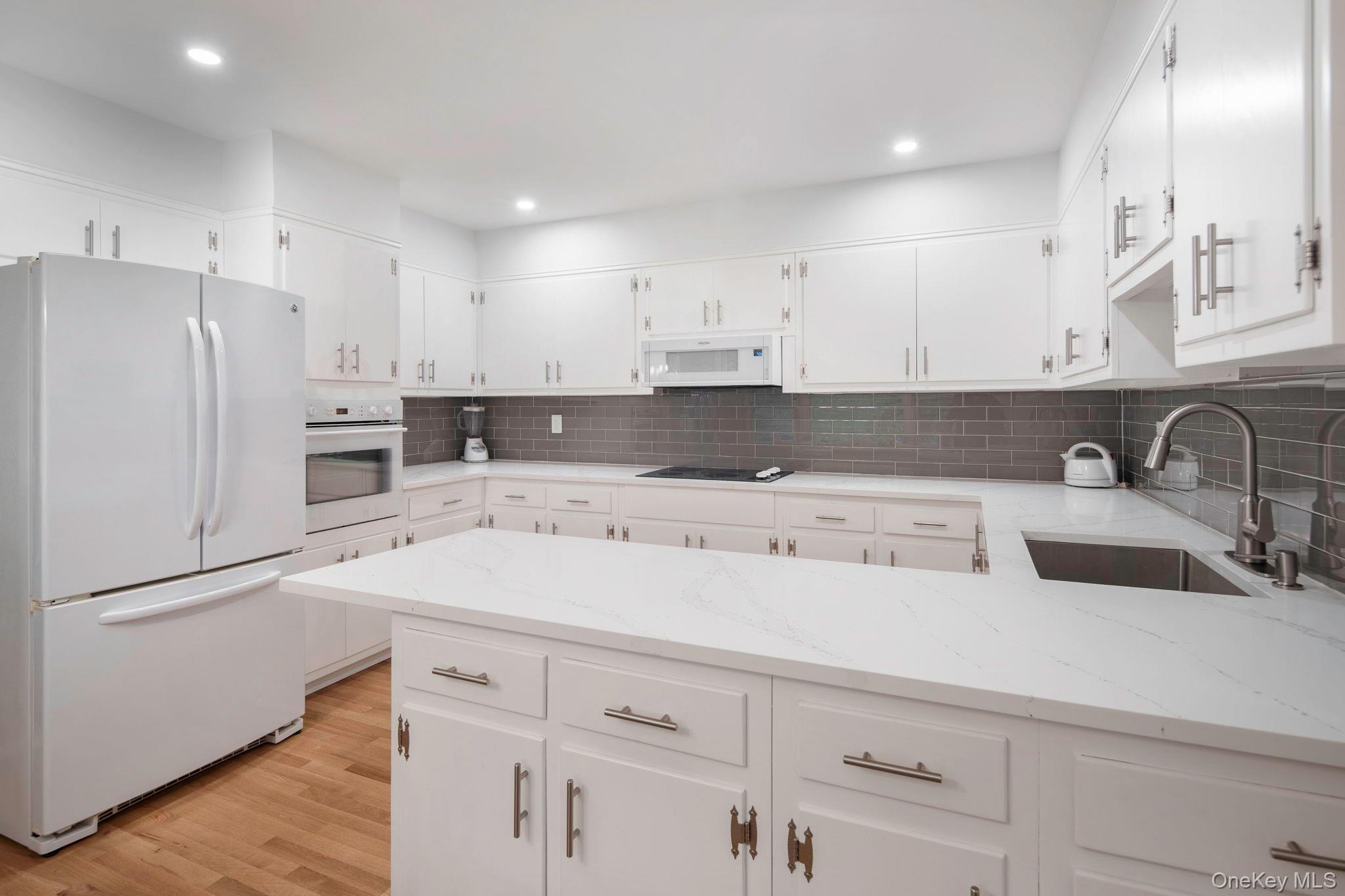 Single Family Seven Bridges Westchester County, NY 10514, MLS-925990-17