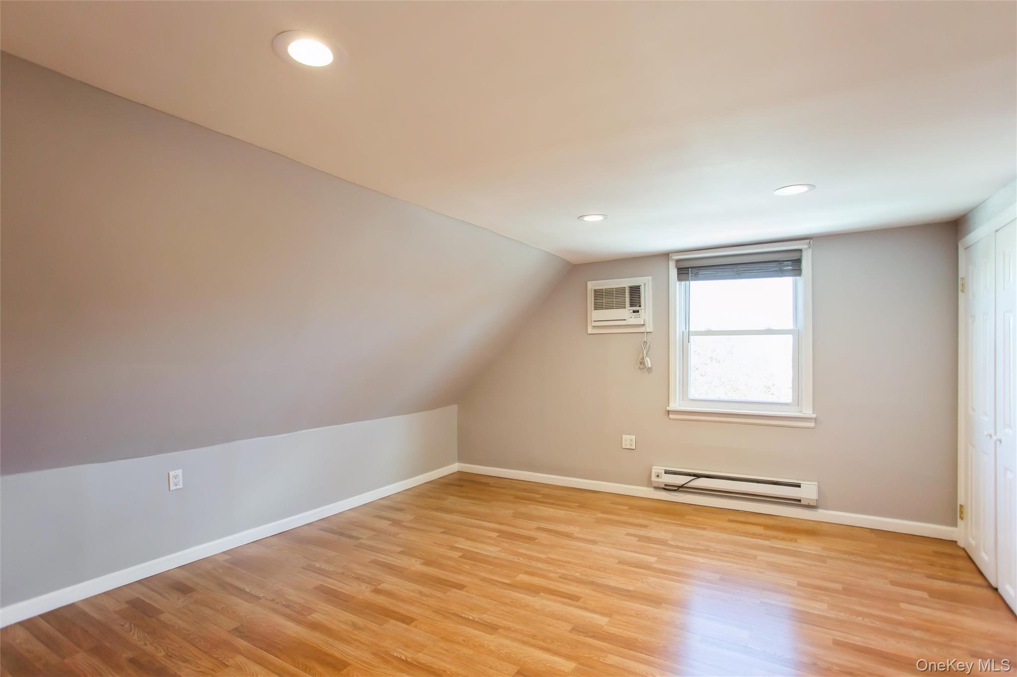 Single Family Beach 63rd  Queens, NY 11692, MLS-925995-12