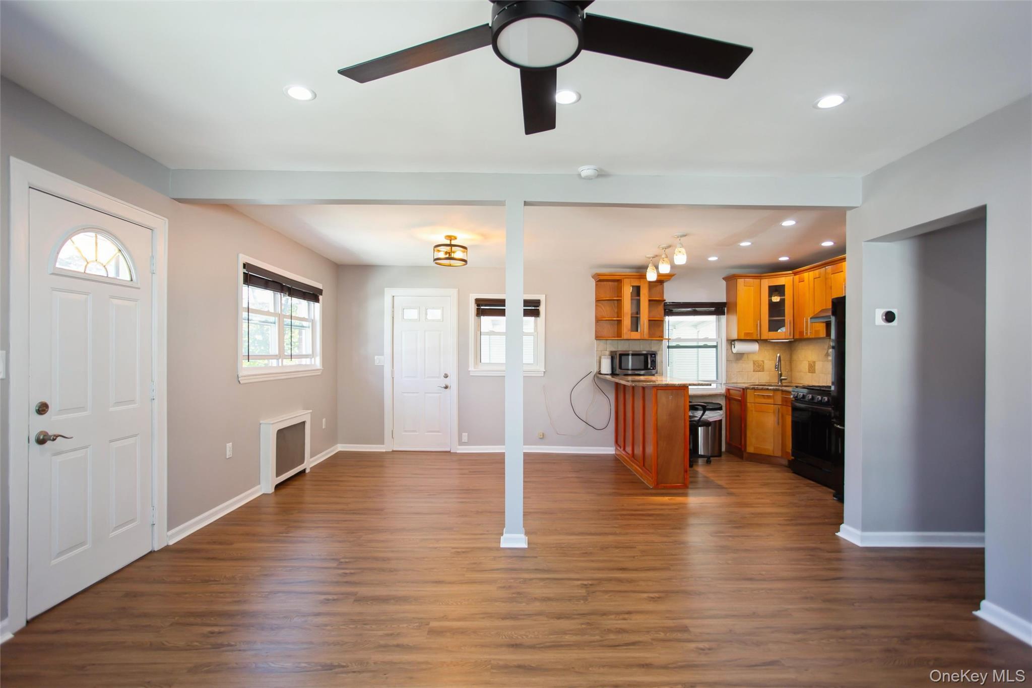 Single Family Beach 63rd  Queens, NY 11692, MLS-925995-4