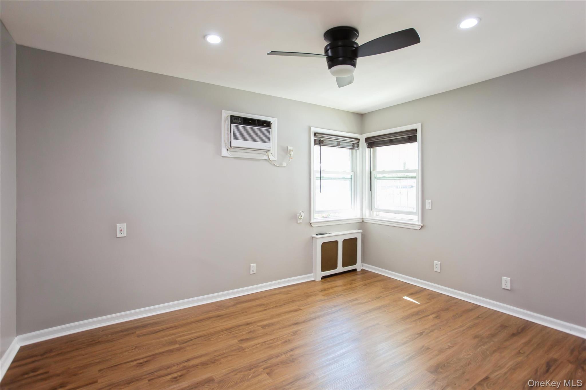 Single Family Beach 63rd  Queens, NY 11692, MLS-925995-8