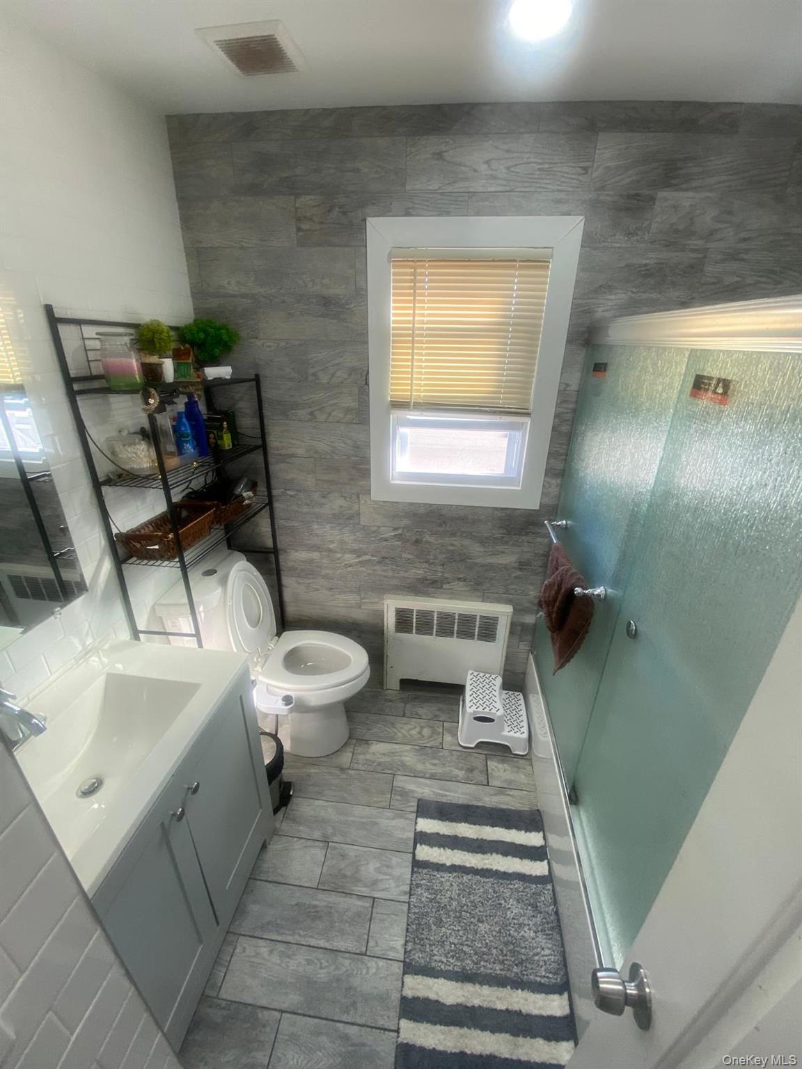 Single Family Peters  Suffolk County, NY 11706, MLS-926015-13