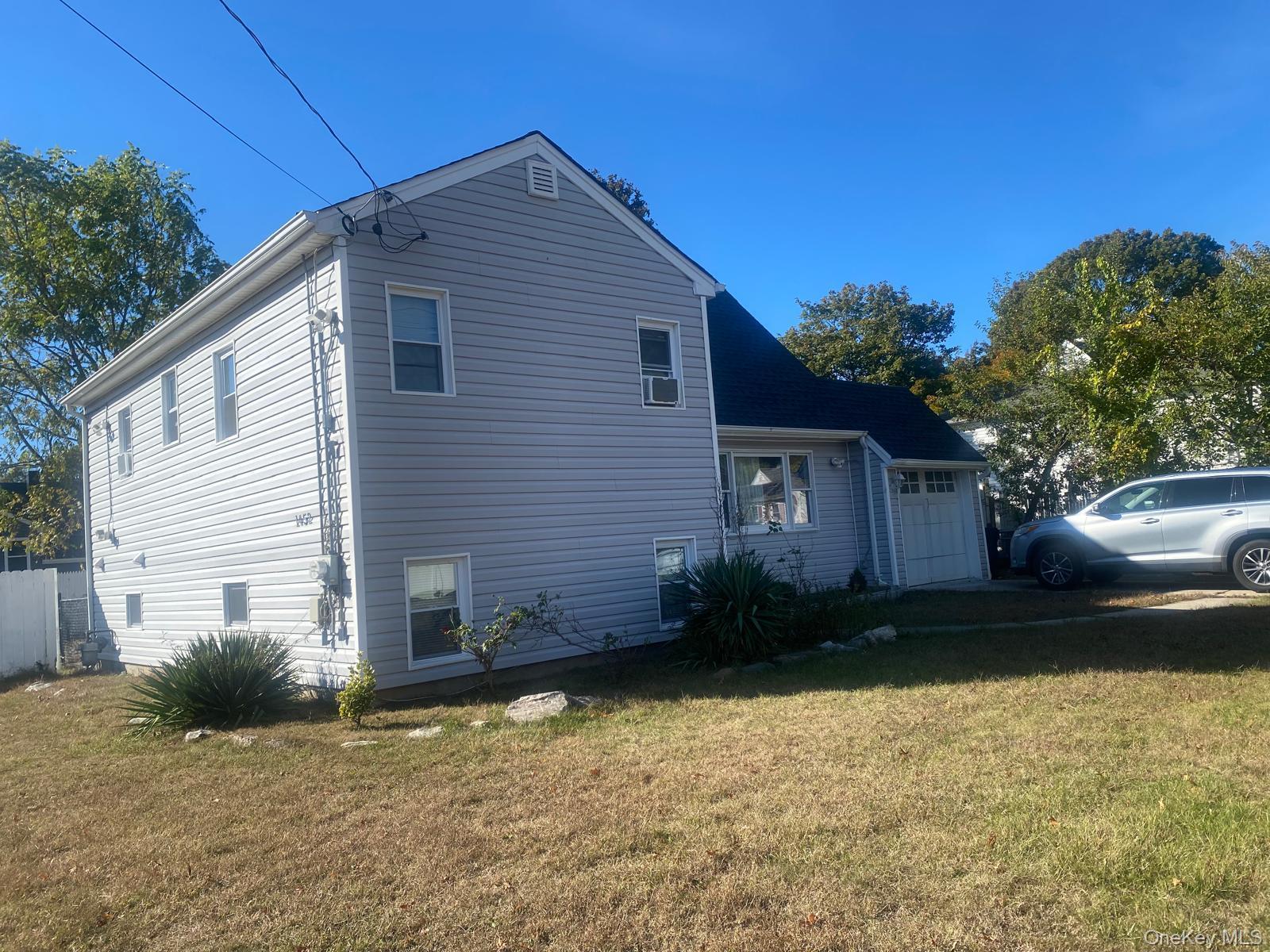 Single Family Peters  Suffolk County, NY 11706, MLS-926015-2