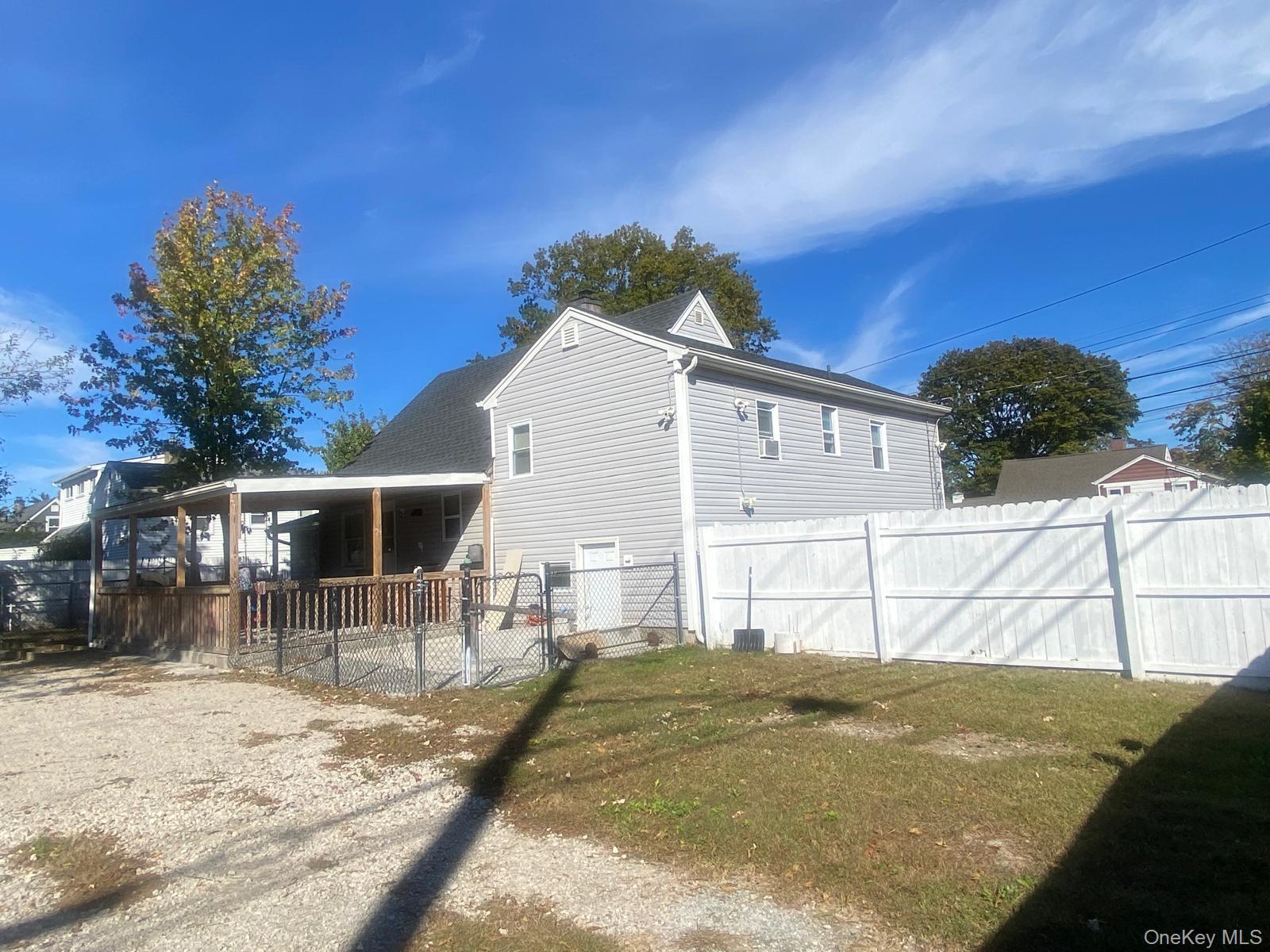 Single Family Peters  Suffolk County, NY 11706, MLS-926015-3