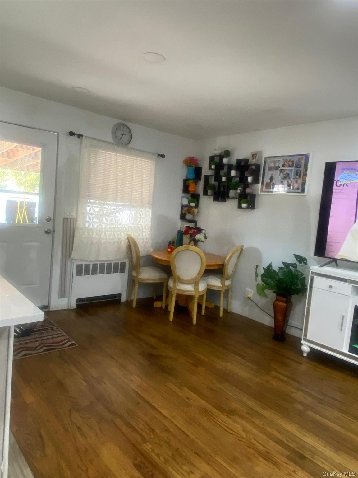 Single Family Peters  Suffolk County, NY 11706, MLS-926015-7