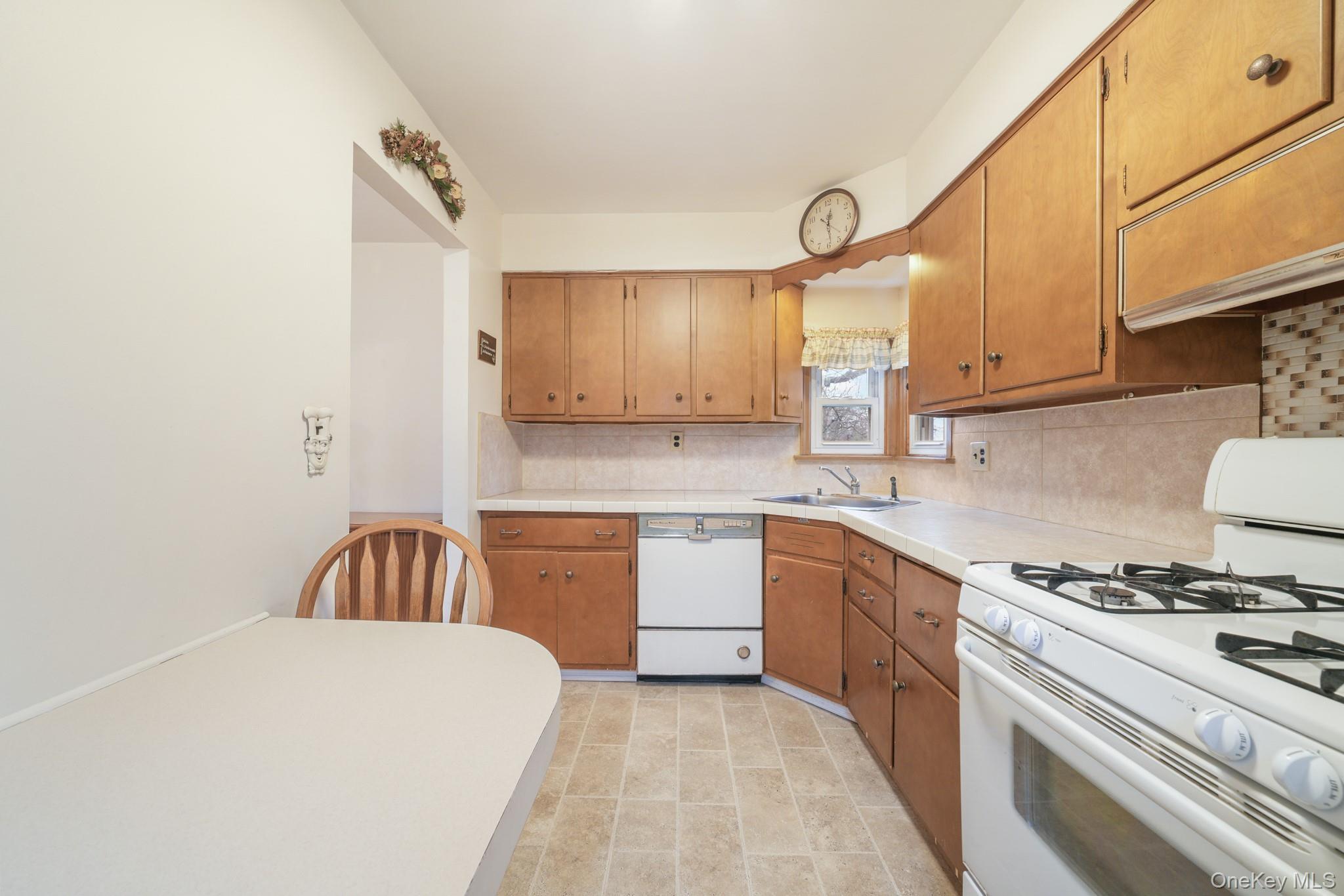 Single Family Lombardi  Rockland County, NY 10965, MLS-926017-15