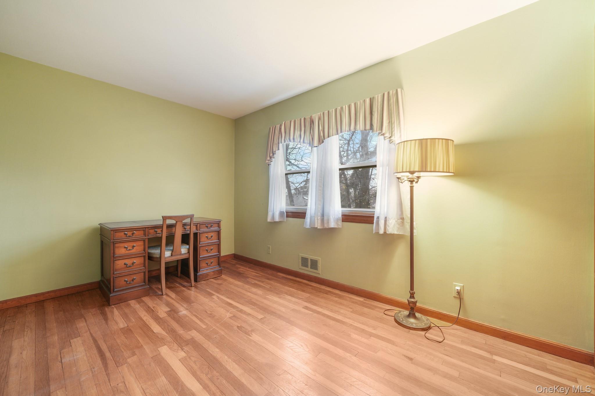 Single Family Lombardi  Rockland County, NY 10965, MLS-926017-21