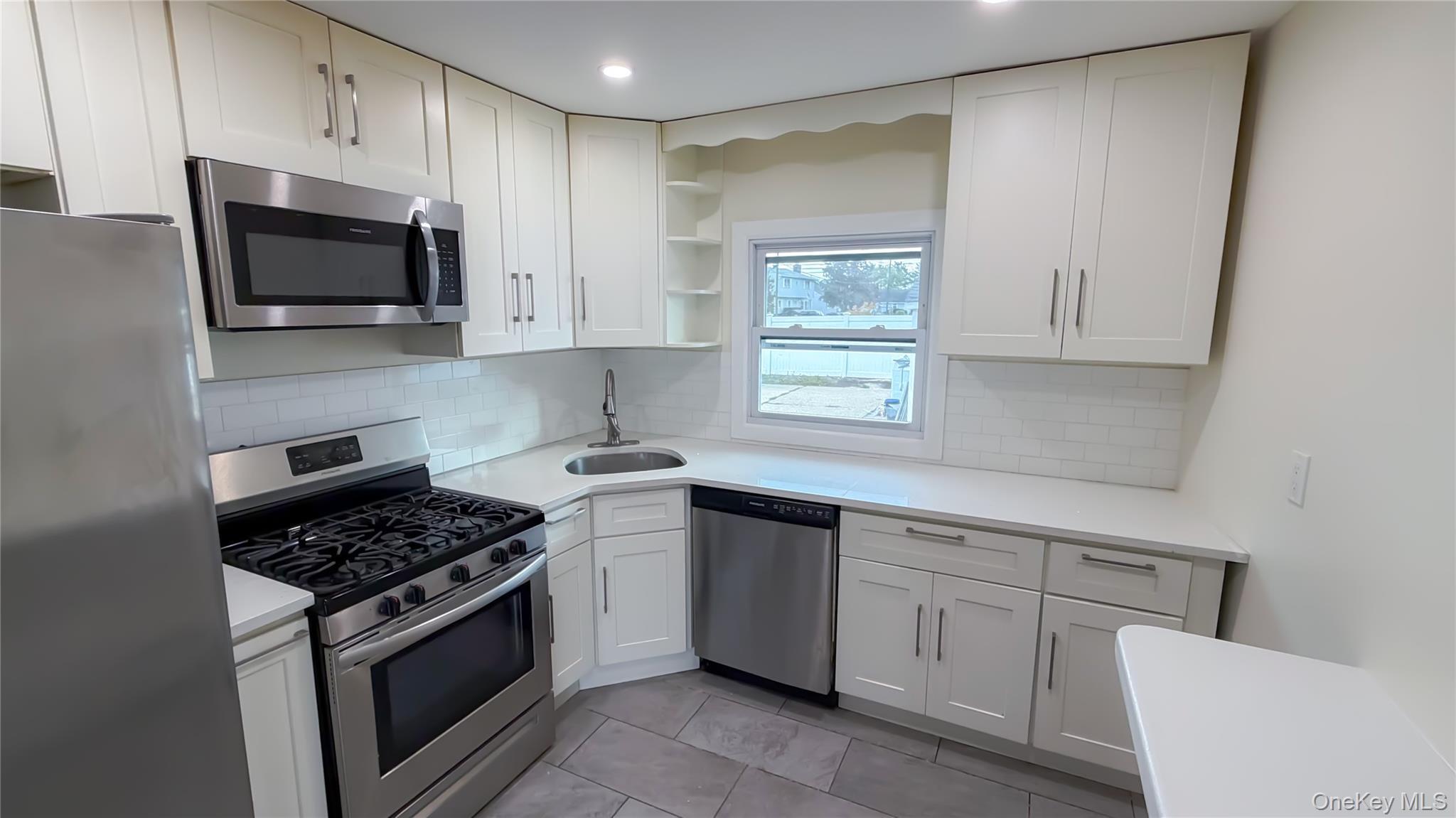 Single Family Princess  Nassau County, NY 11801, MLS-926022-11