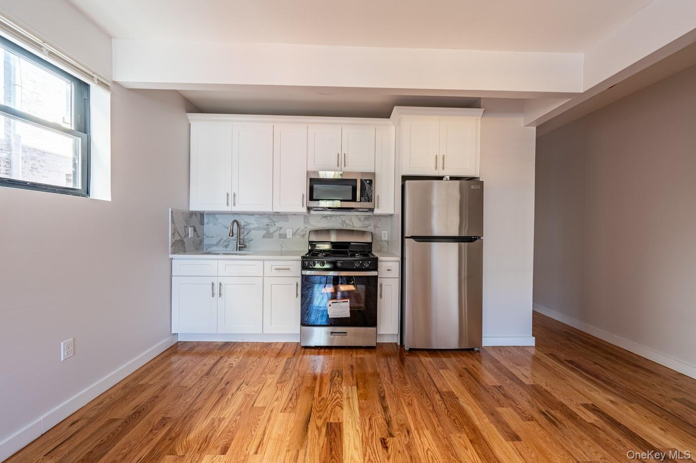 Single Family Morris Park Bronx, NY 10460, MLS-926031-10