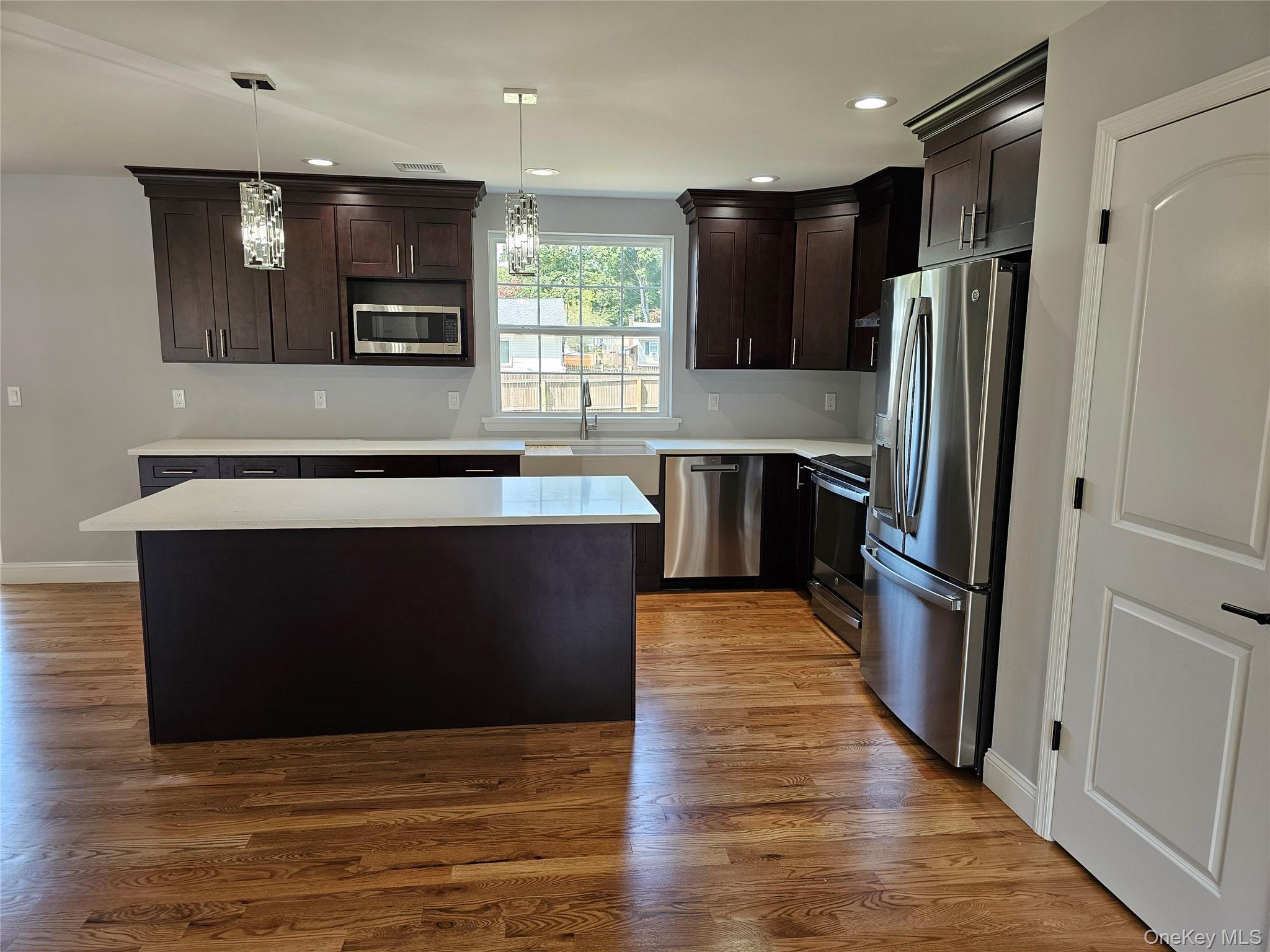 Single Family White Oak  Suffolk County, NY 11953, MLS-926035-5