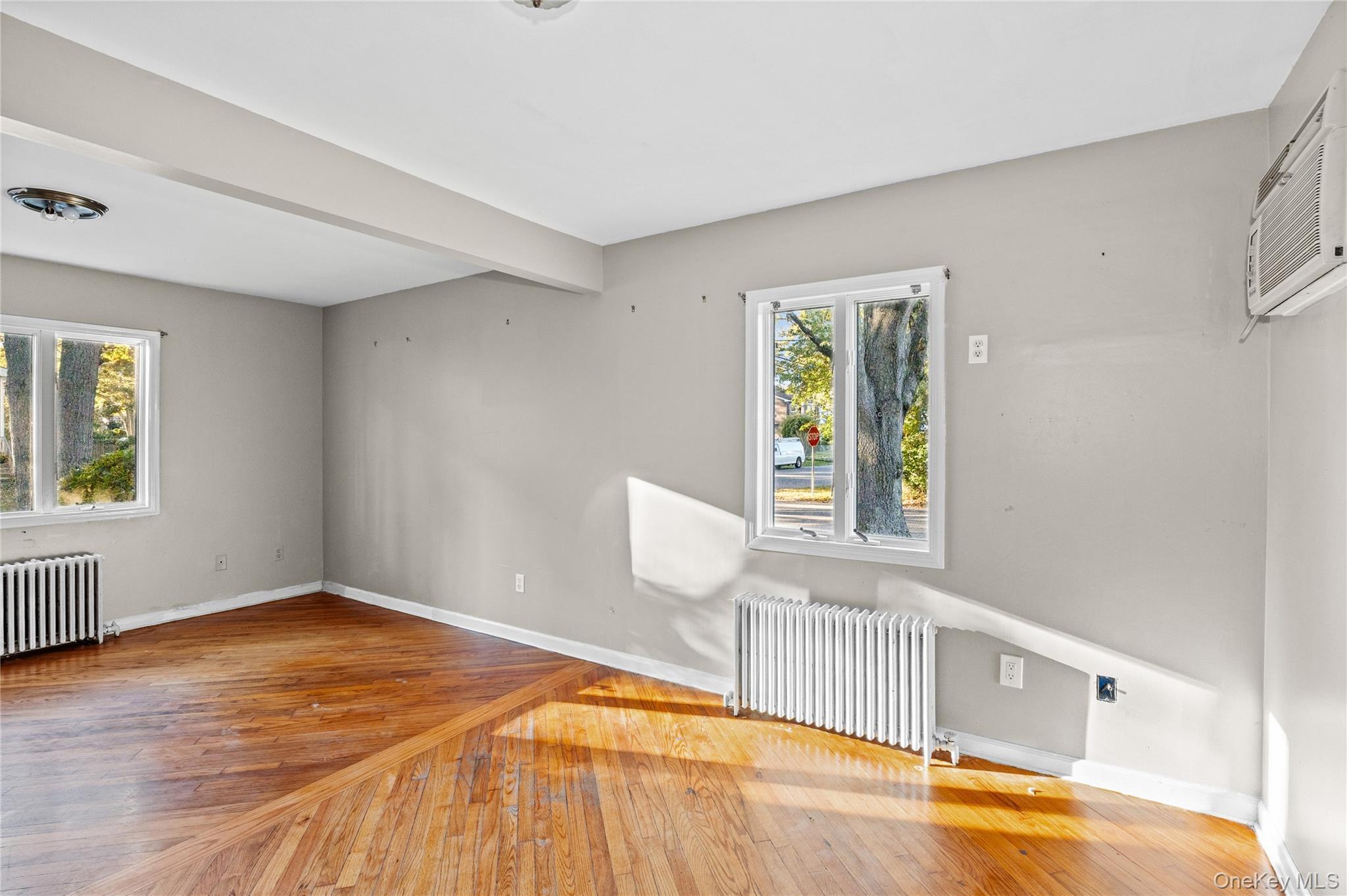 Single Family Lake Promenade  Suffolk County, NY 11779, MLS-926046-12