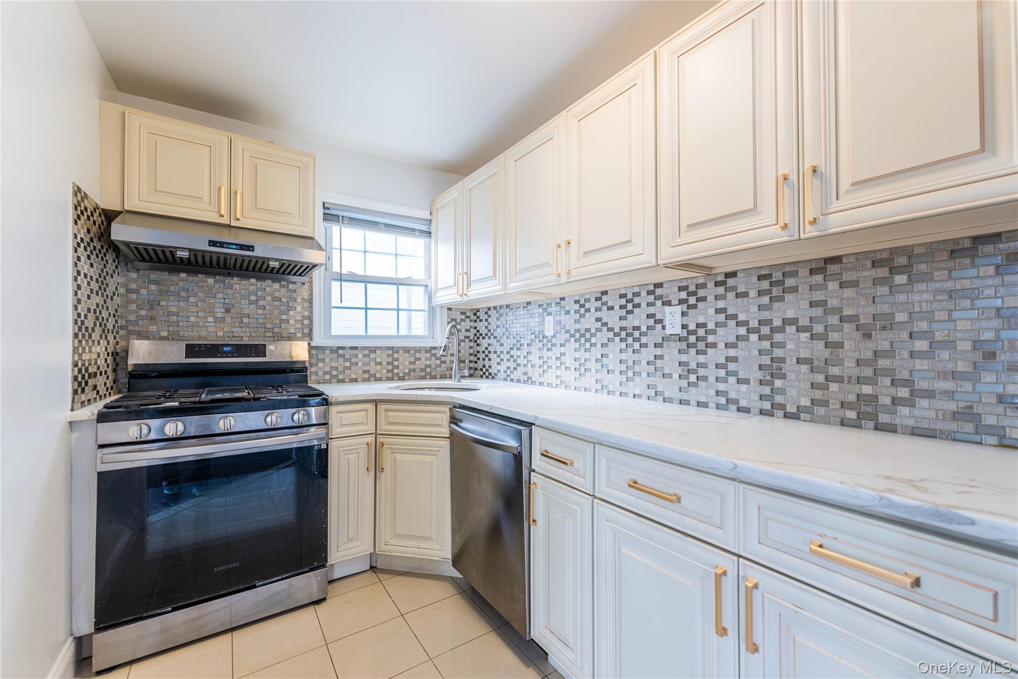 Single Family Inwood  Queens, NY 11436, MLS-926053-13