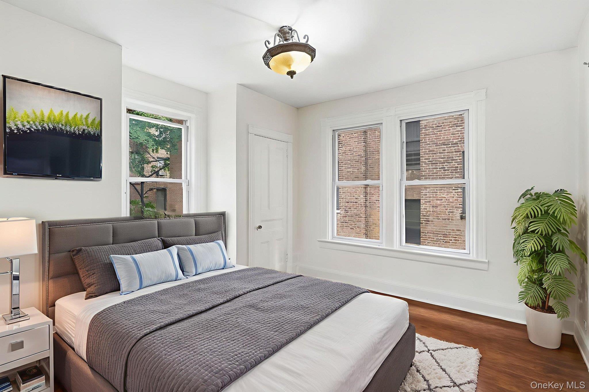 Single Family Perry  Bronx, NY 10467, MLS-926060-14