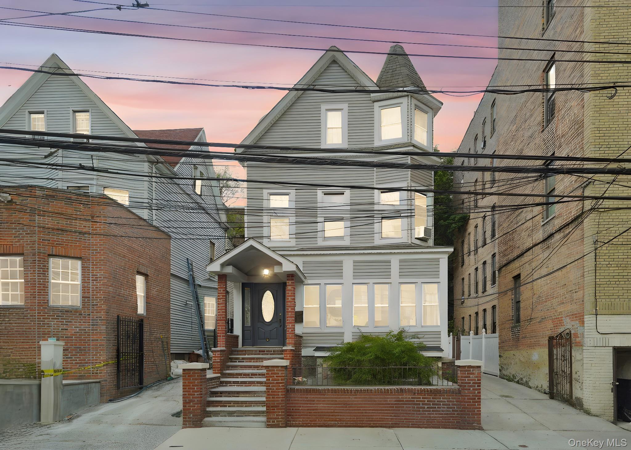 Single Family Perry  Bronx, NY 10467, MLS-926060-2