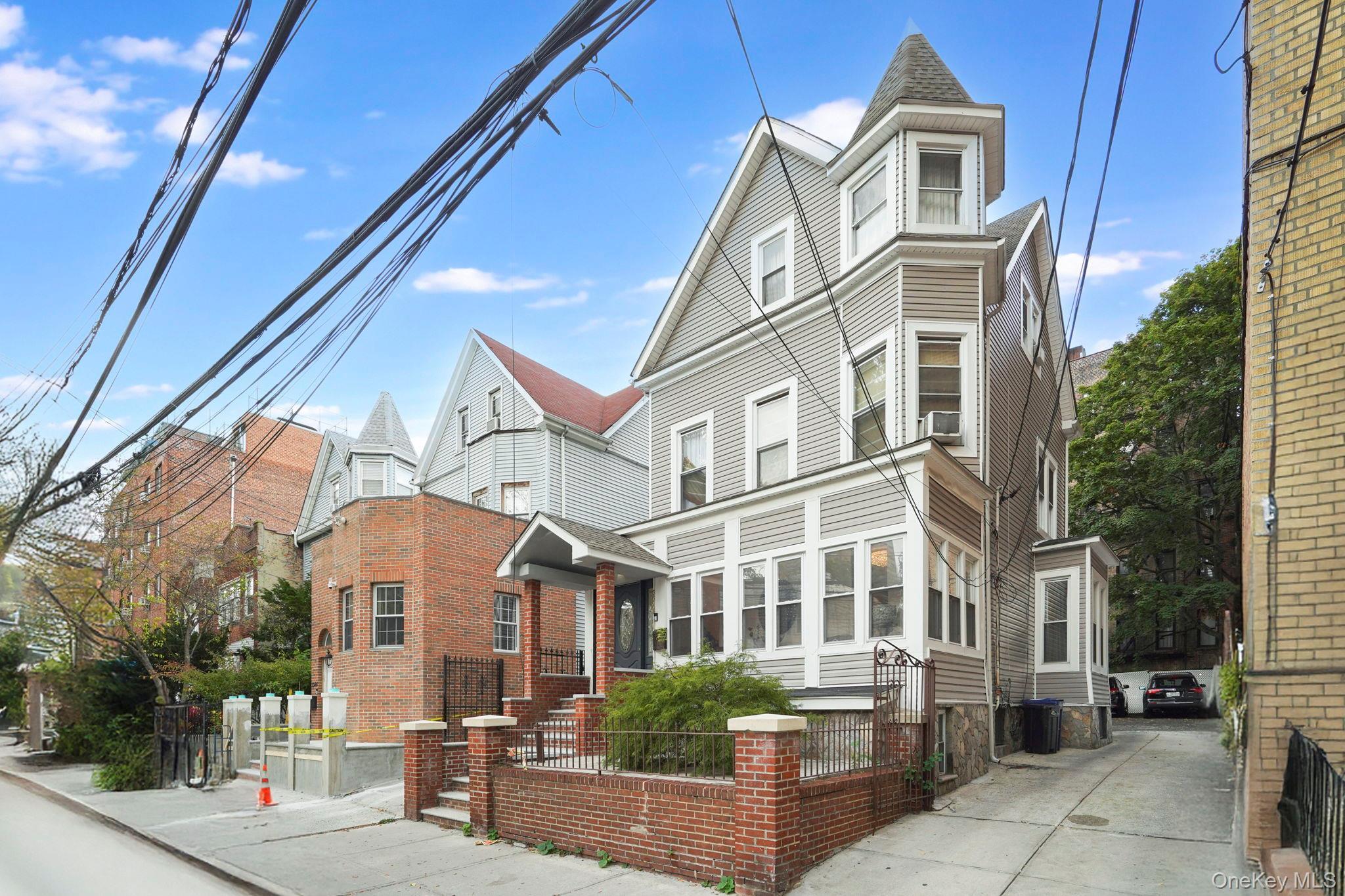 Single Family Perry  Bronx, NY 10467, MLS-926060-33