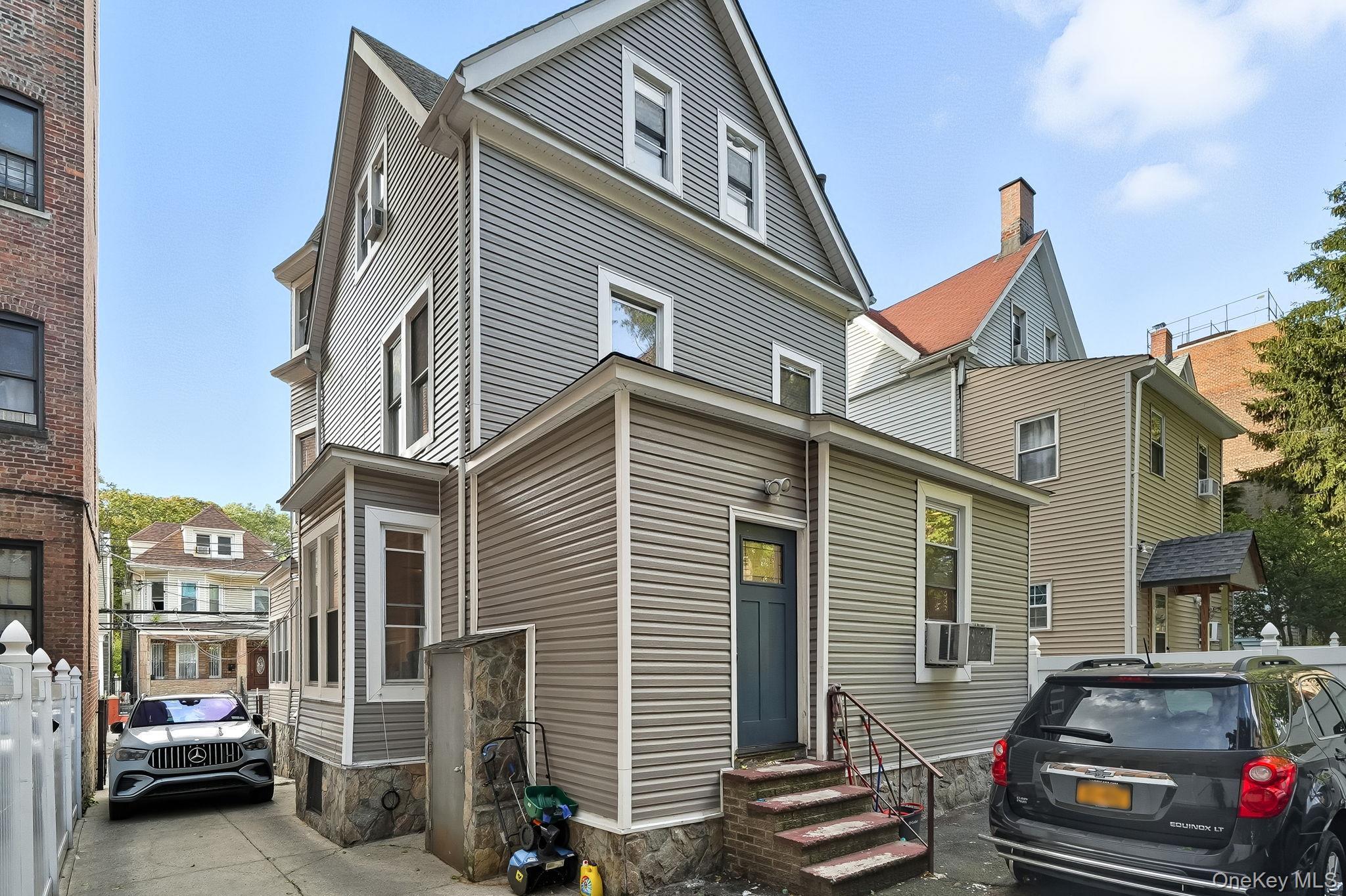 Single Family Perry  Bronx, NY 10467, MLS-926060-35