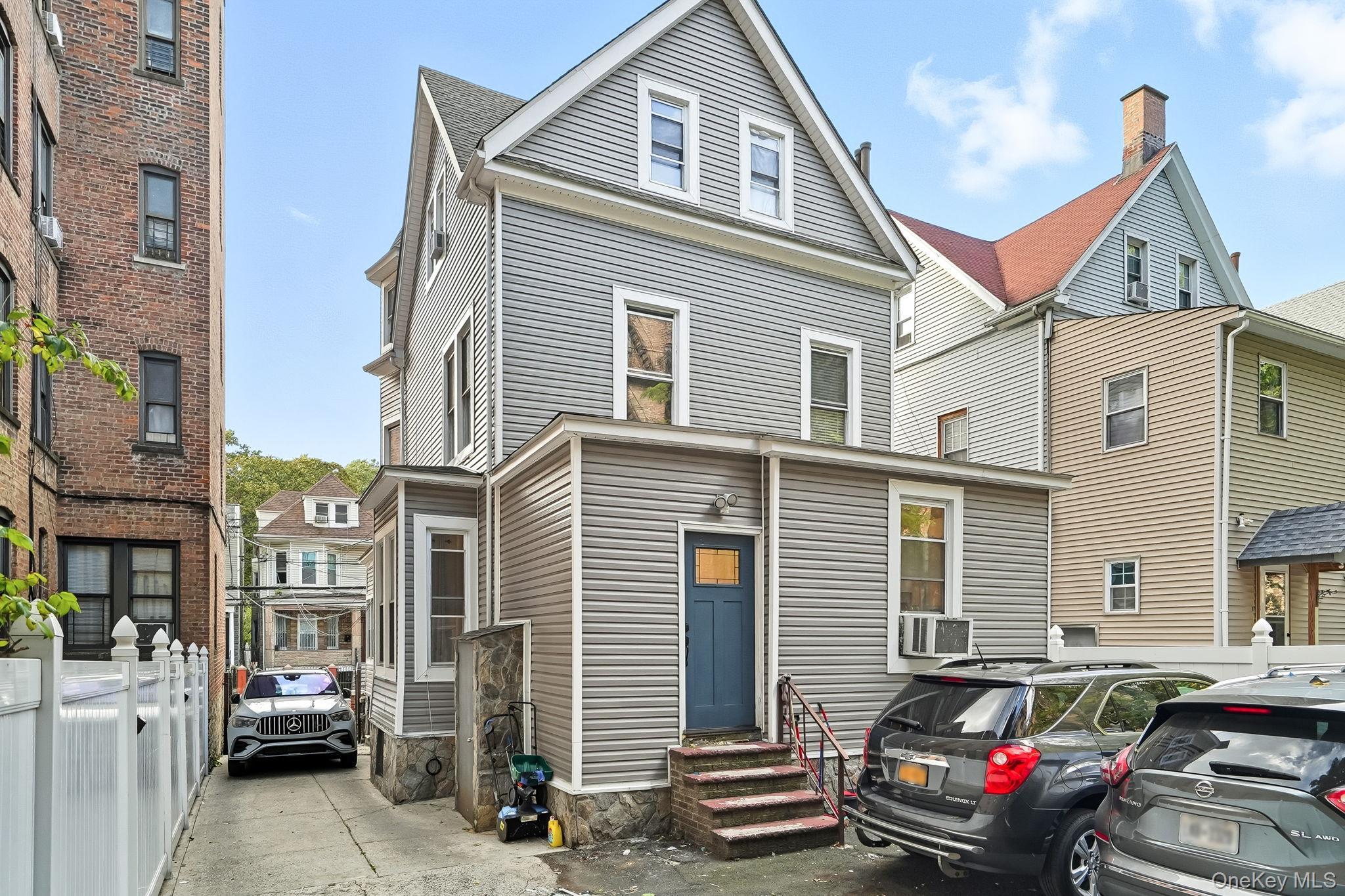 Single Family Perry  Bronx, NY 10467, MLS-926060-36