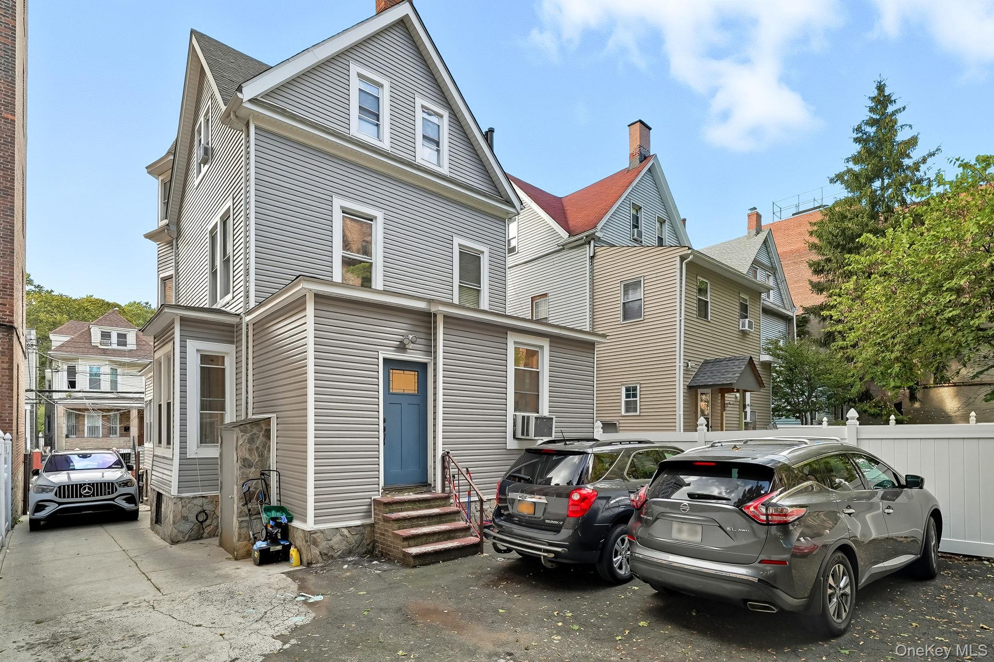 Single Family Perry  Bronx, NY 10467, MLS-926060-37